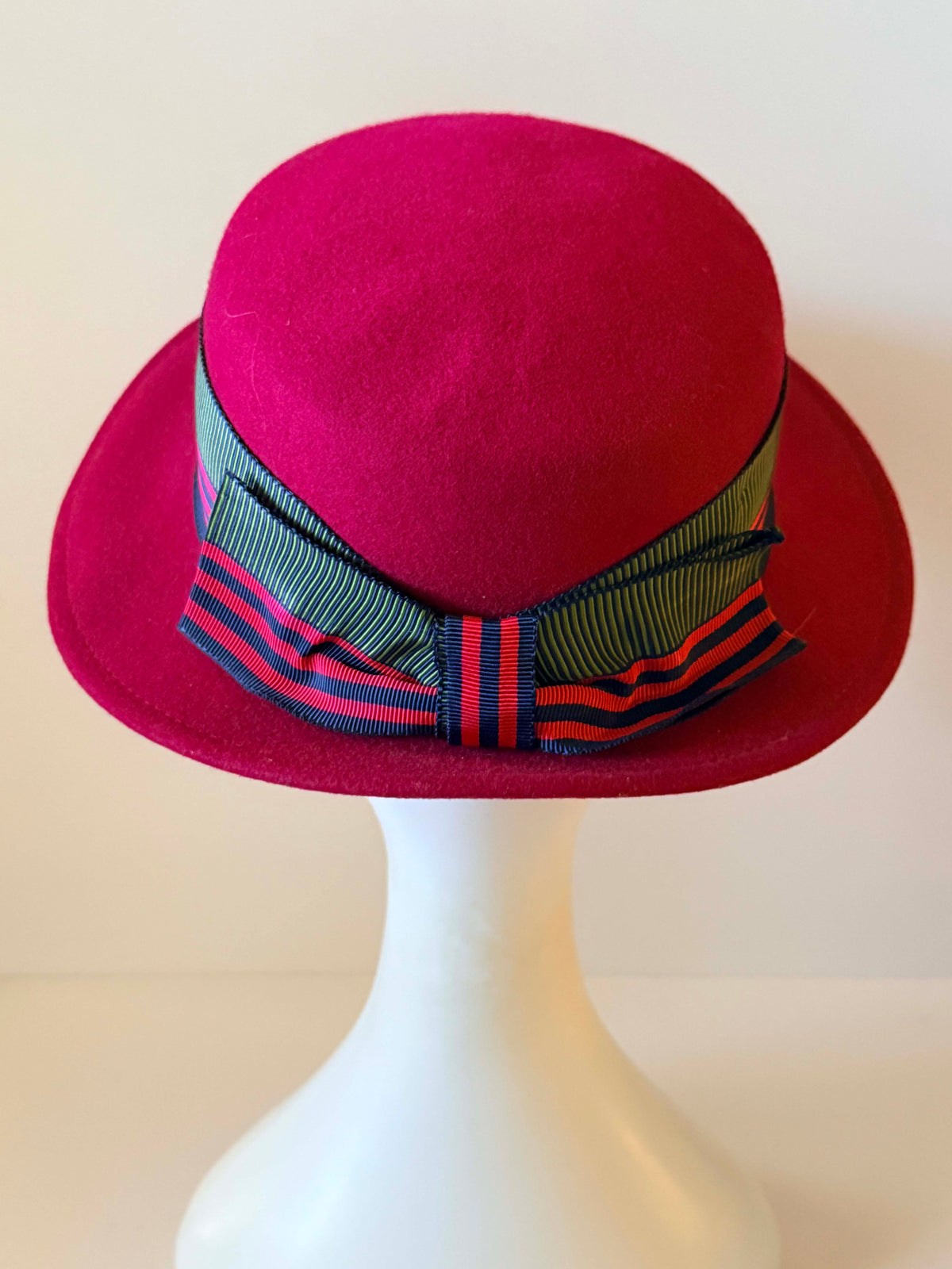 Vintage 1960s Bollman Red Felt Hat | Striped Grosgrain Ribbon Breton Hat | Merrimac Wool Hat