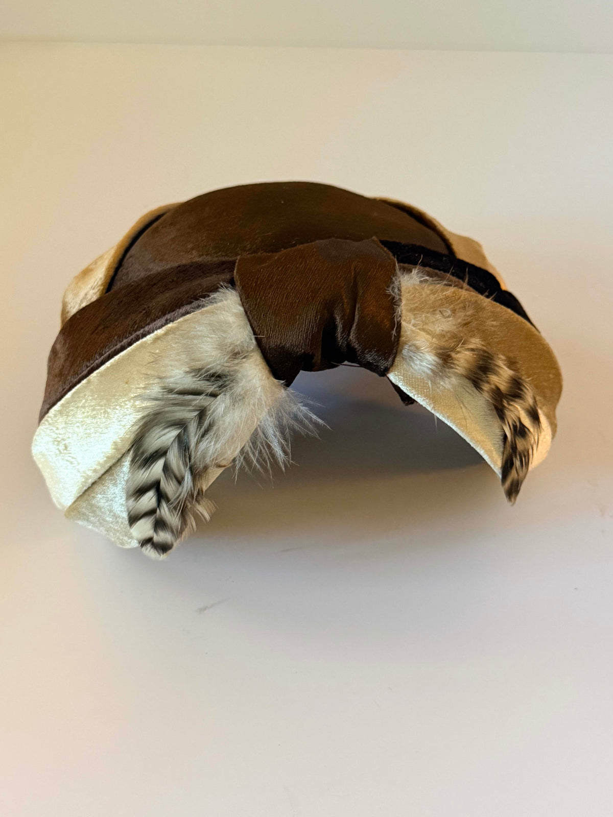Vintage 1940s Modern Miss Velvet Half Hat | Brown Champagne Feather Cocktail Hat