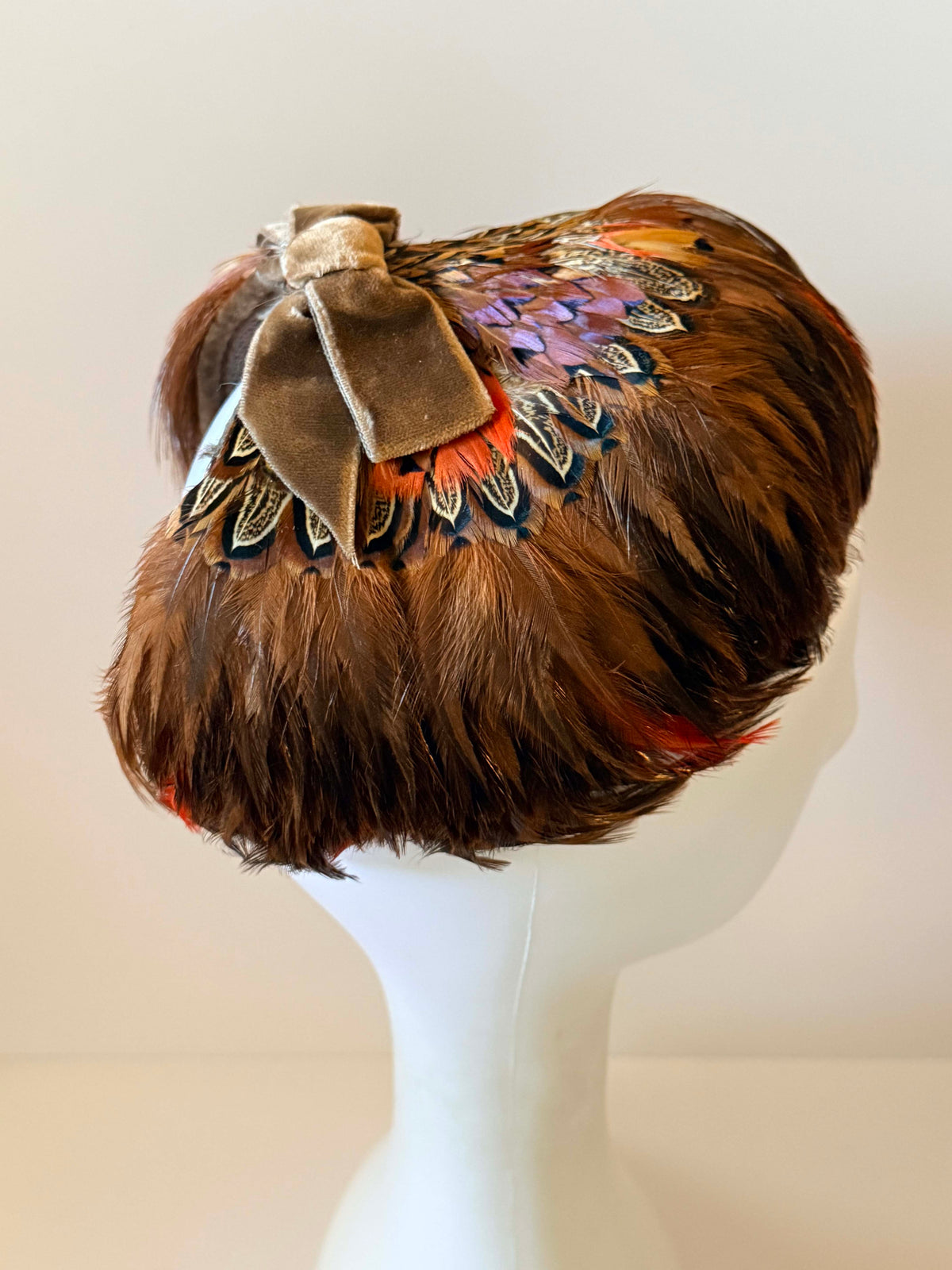 Vintage 1950s Feather Half Hat | Brown Pheasant Feather Cocktail Hat | Velvet Bow Mid Century Millinery