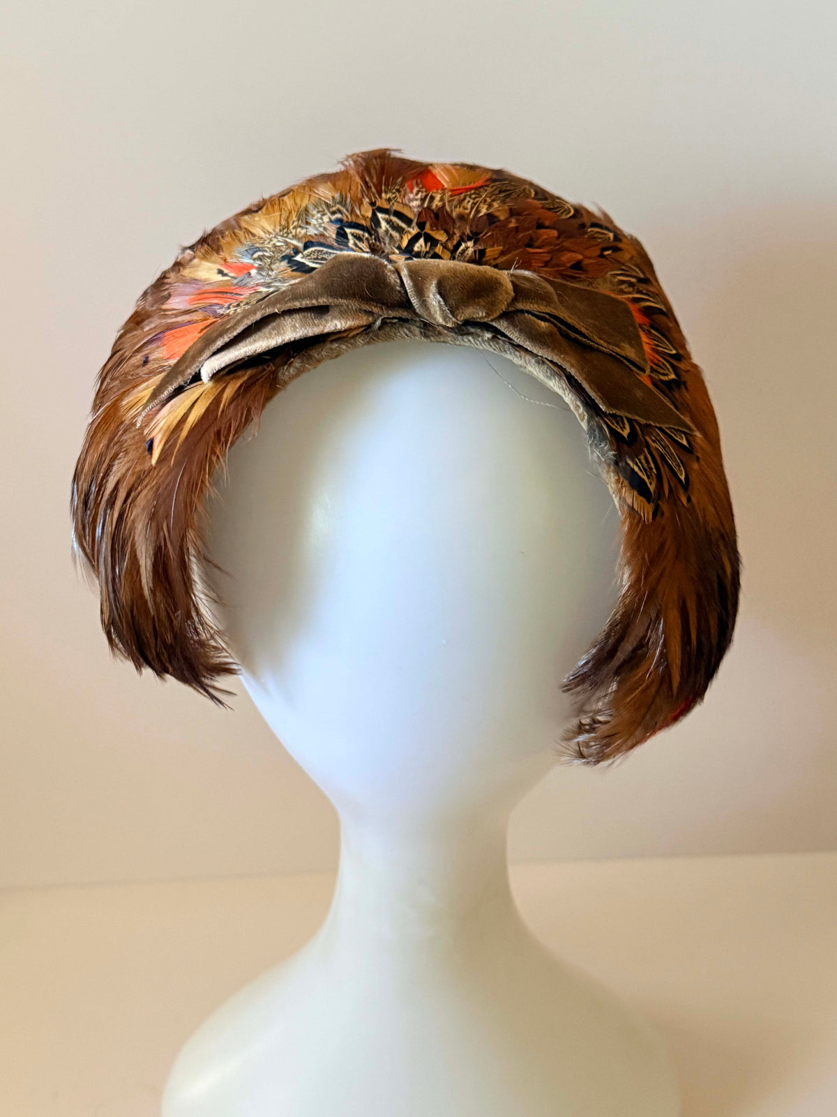 Vintage 1950s Feather Half Hat | Brown Pheasant Feather Cocktail Hat | Velvet Bow Mid Century Millinery