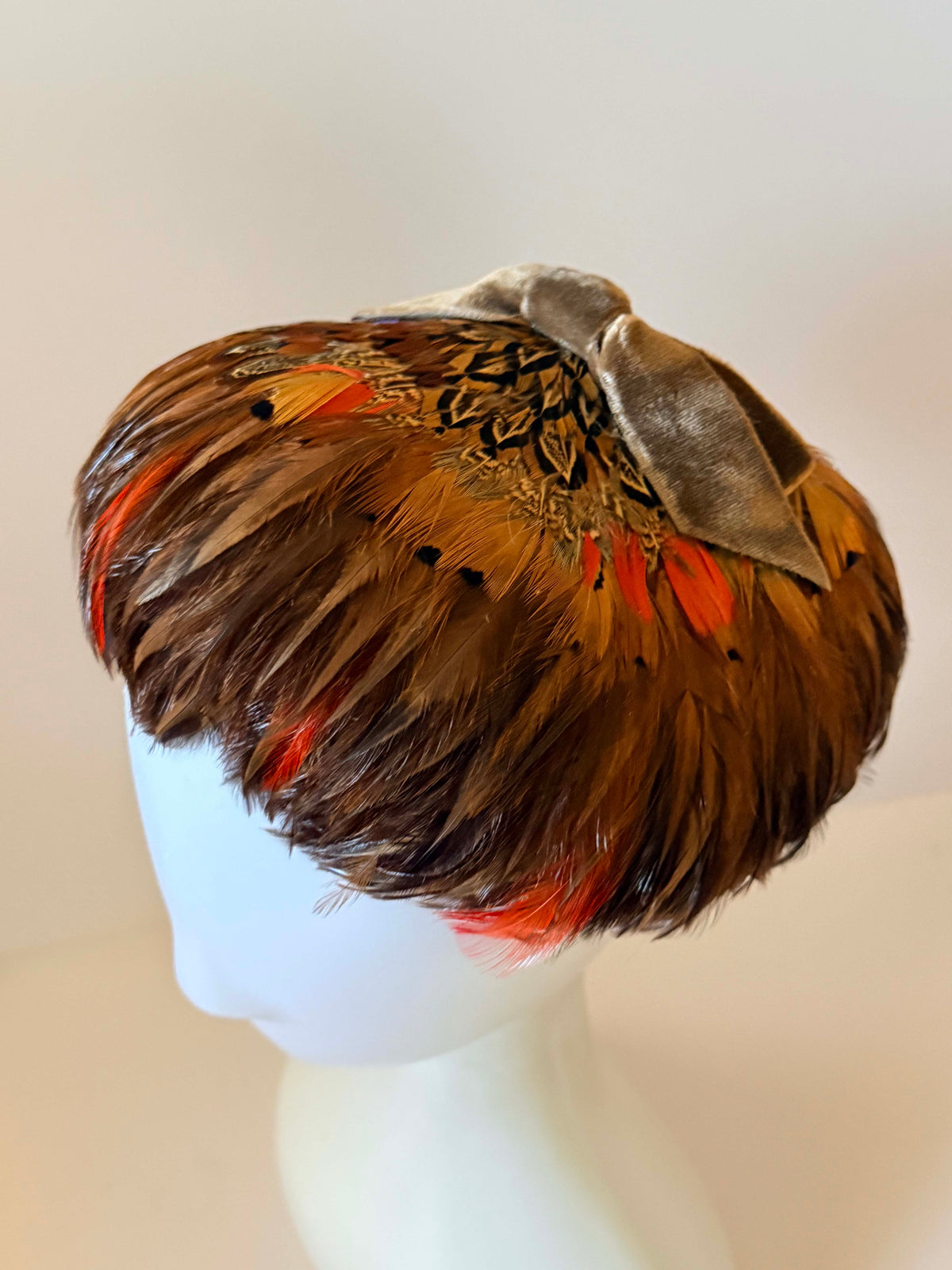Vintage 1950s Feather Half Hat | Brown Pheasant Feather Cocktail Hat | Velvet Bow Mid Century Millinery