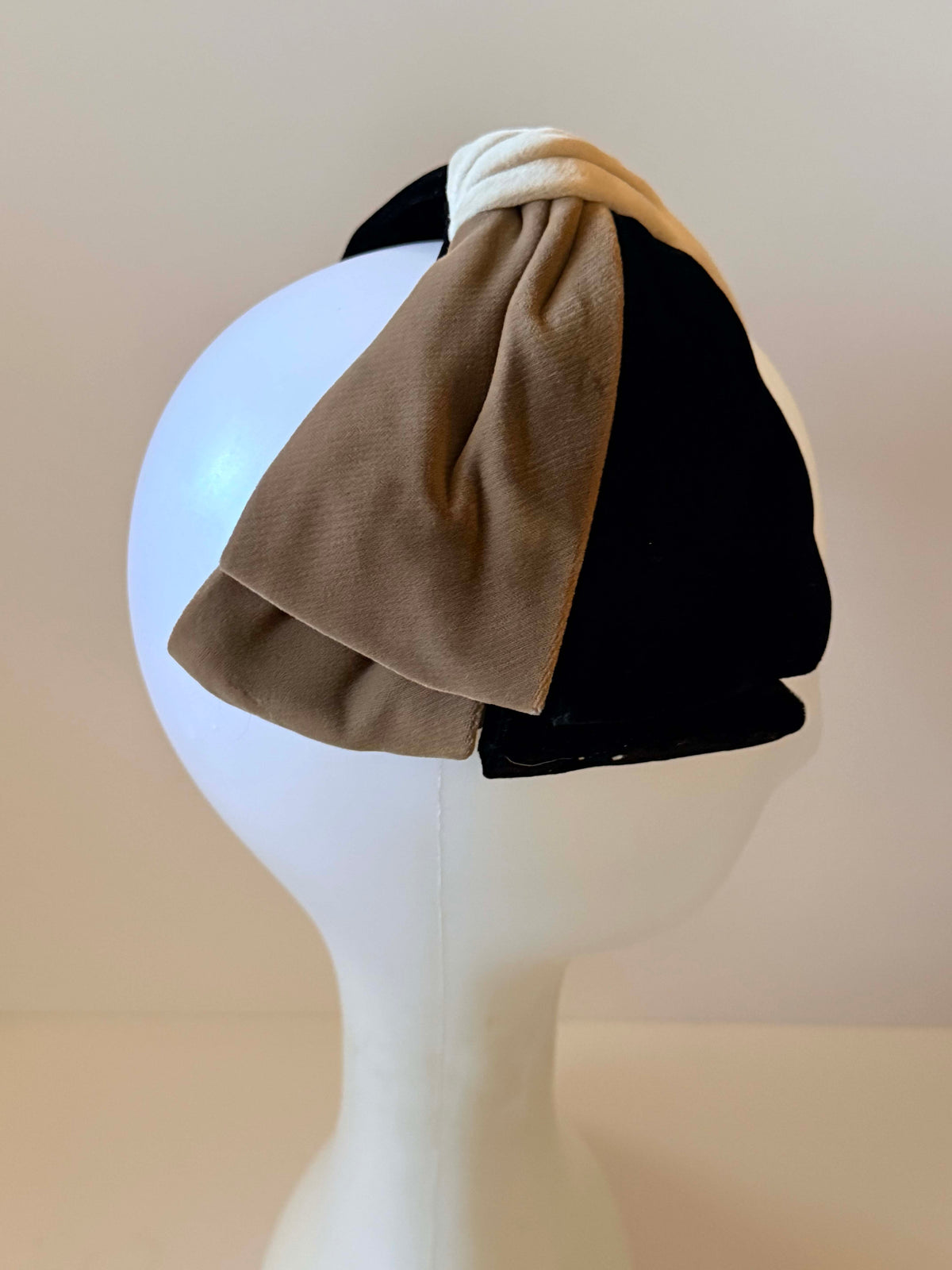 Vintage 1950s Amy New York Velvet Half Hat | Black Taupe Ivory Sculptural Cocktail Hat