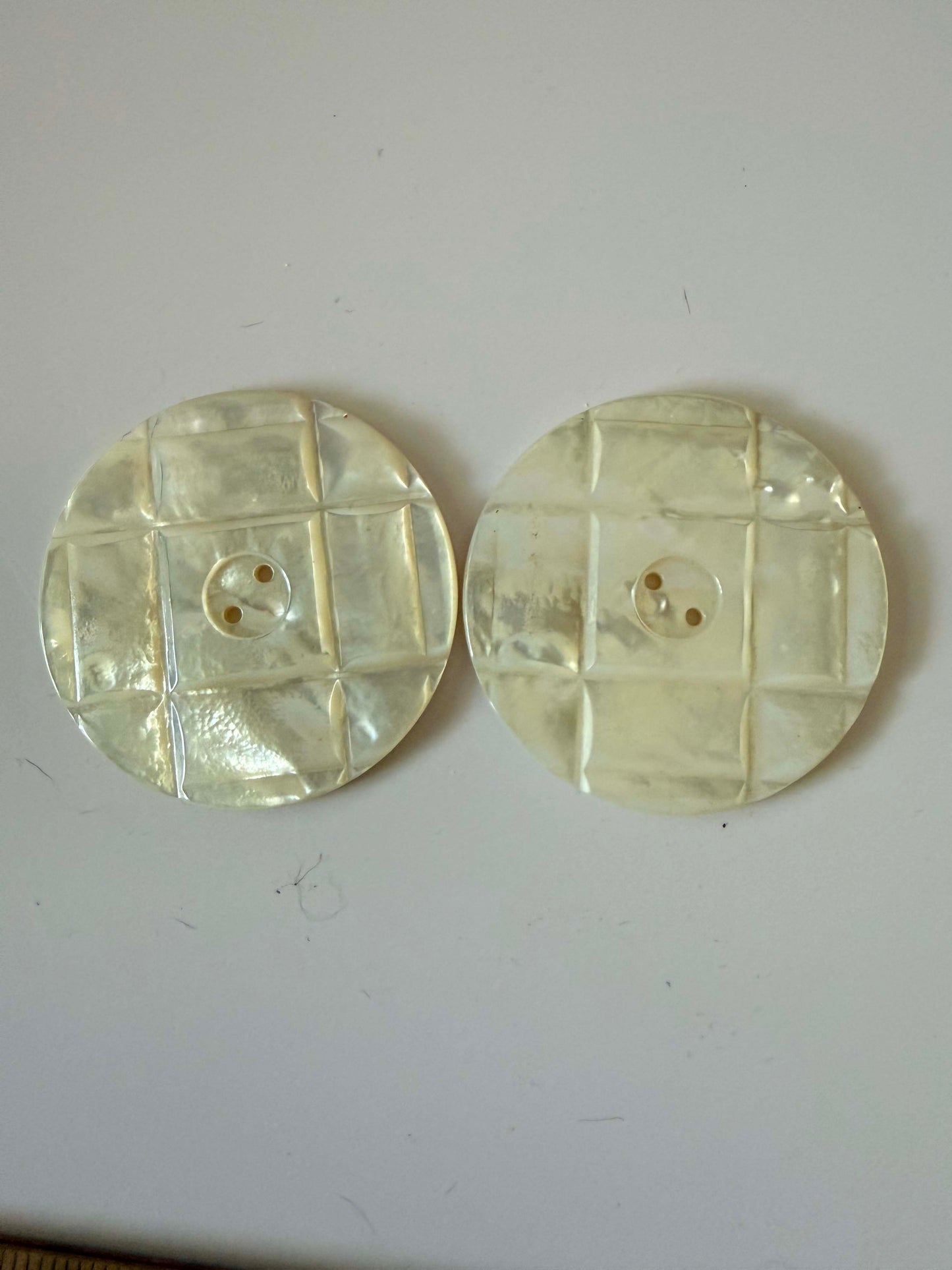 Vintage Mother of Pearl Buttons Large Cream Iridescent Carved Grid Design 2 Hole Set