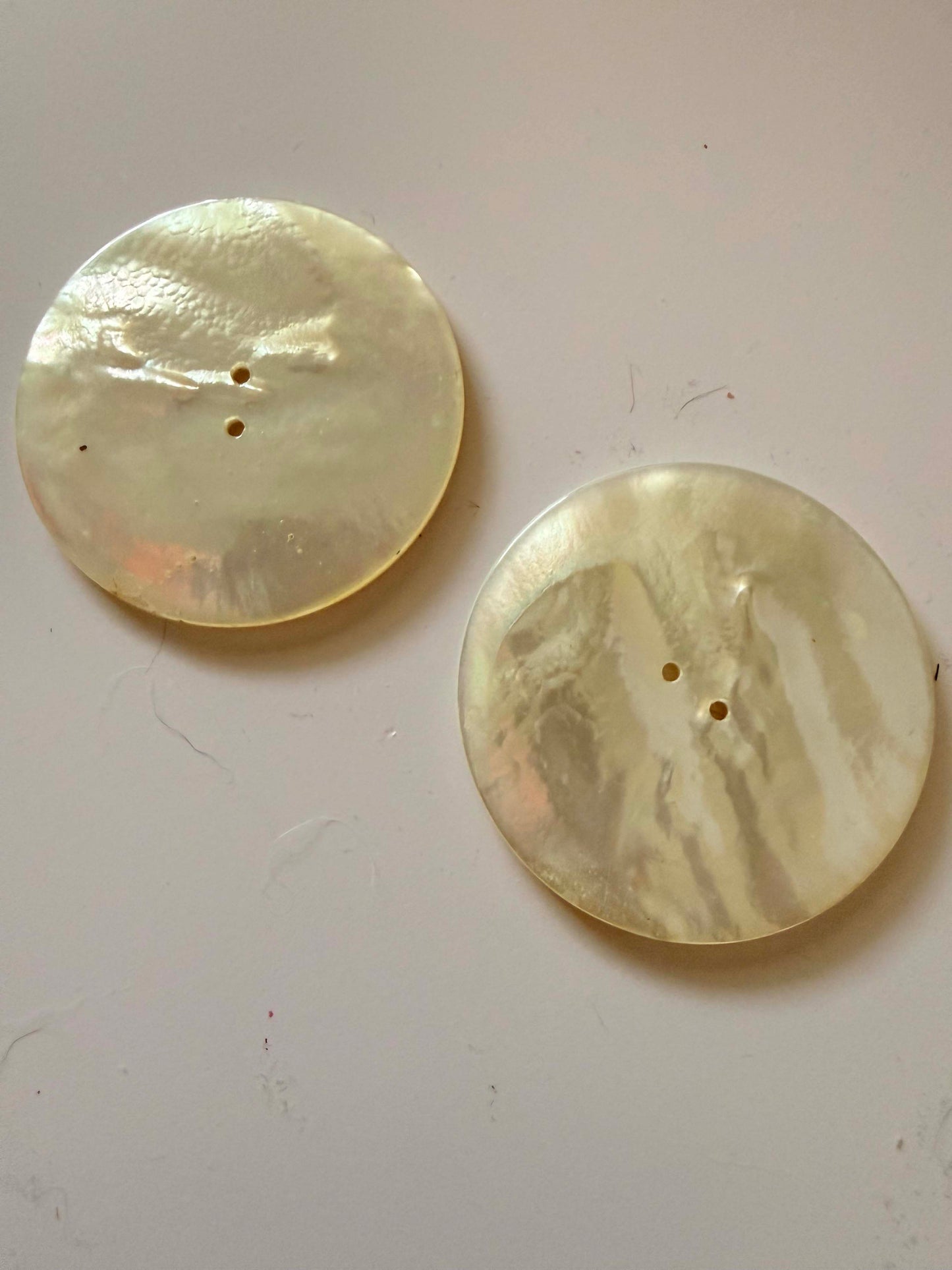 Vintage Mother of Pearl Buttons Large Cream Iridescent Carved Grid Design 2 Hole Set