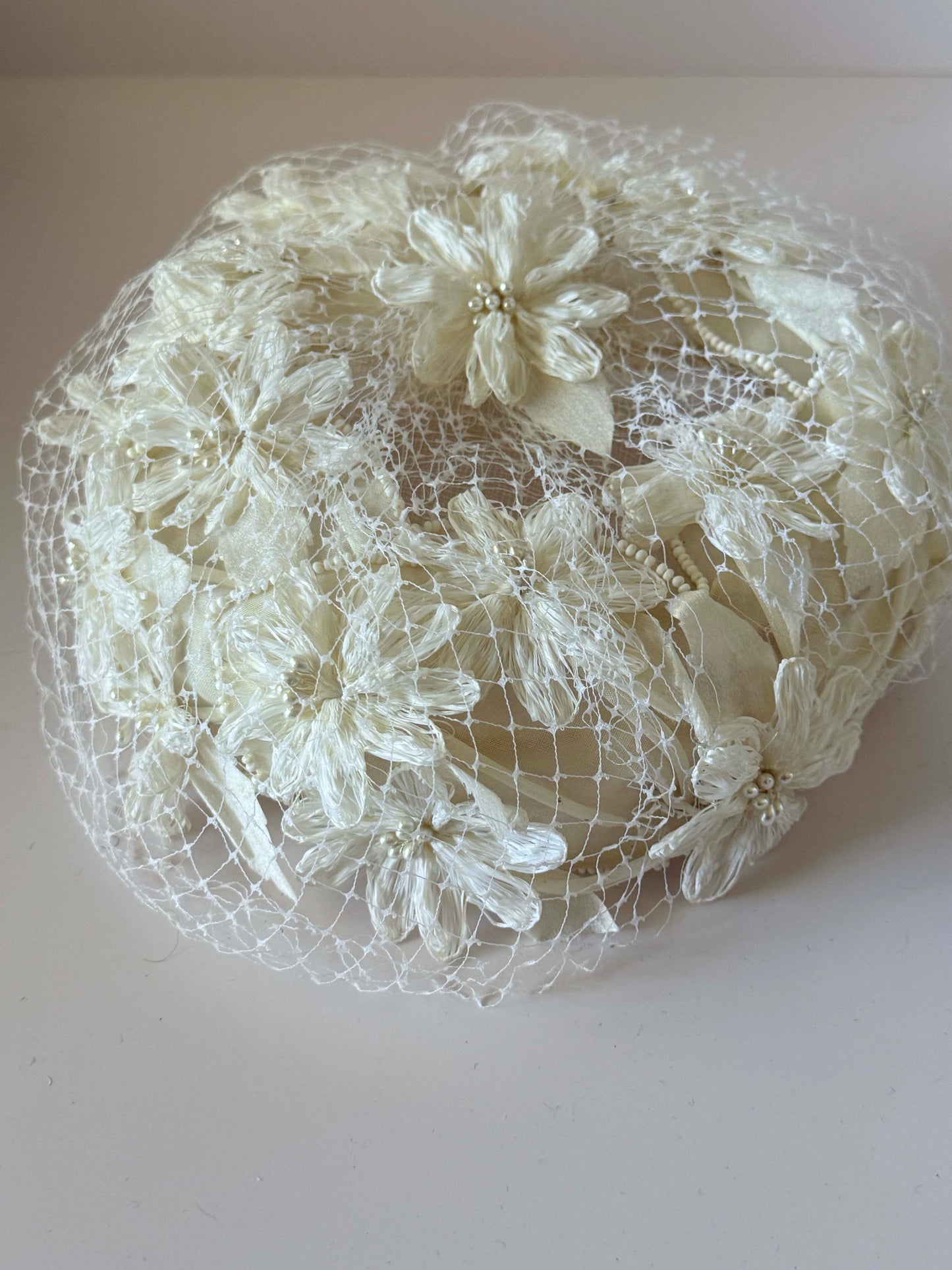 1950s Ivory Floral Lace Pillbox Hat Meiche Exclusive Bridal Hat Net Veil Flower Appliqué Vintage Wedding Headpiece