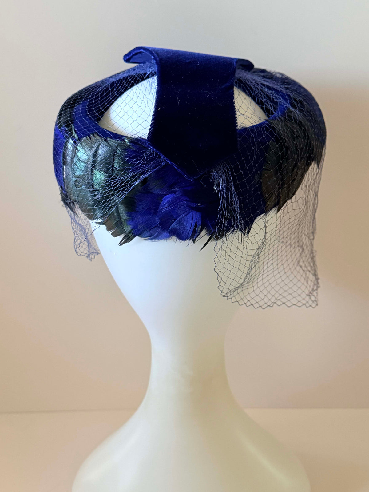 Vintage 1950s Royal Blue Velvet Hat with Iridescent Feathers & Face Veil | Mid Century Cocktail Hat