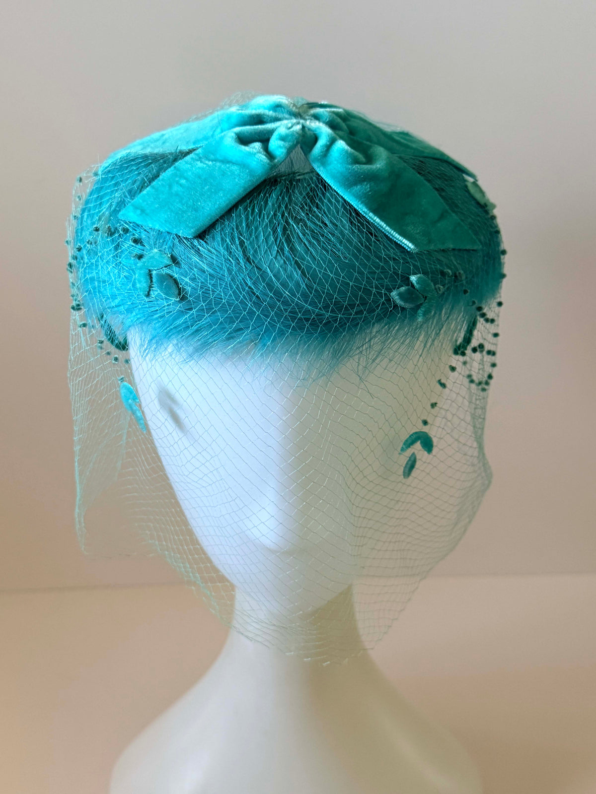 Vintage 1950s Aqua Blue Velvet Cocktail Hat with Face Veil Bow & Floral Appliqués | Mid Century Hat