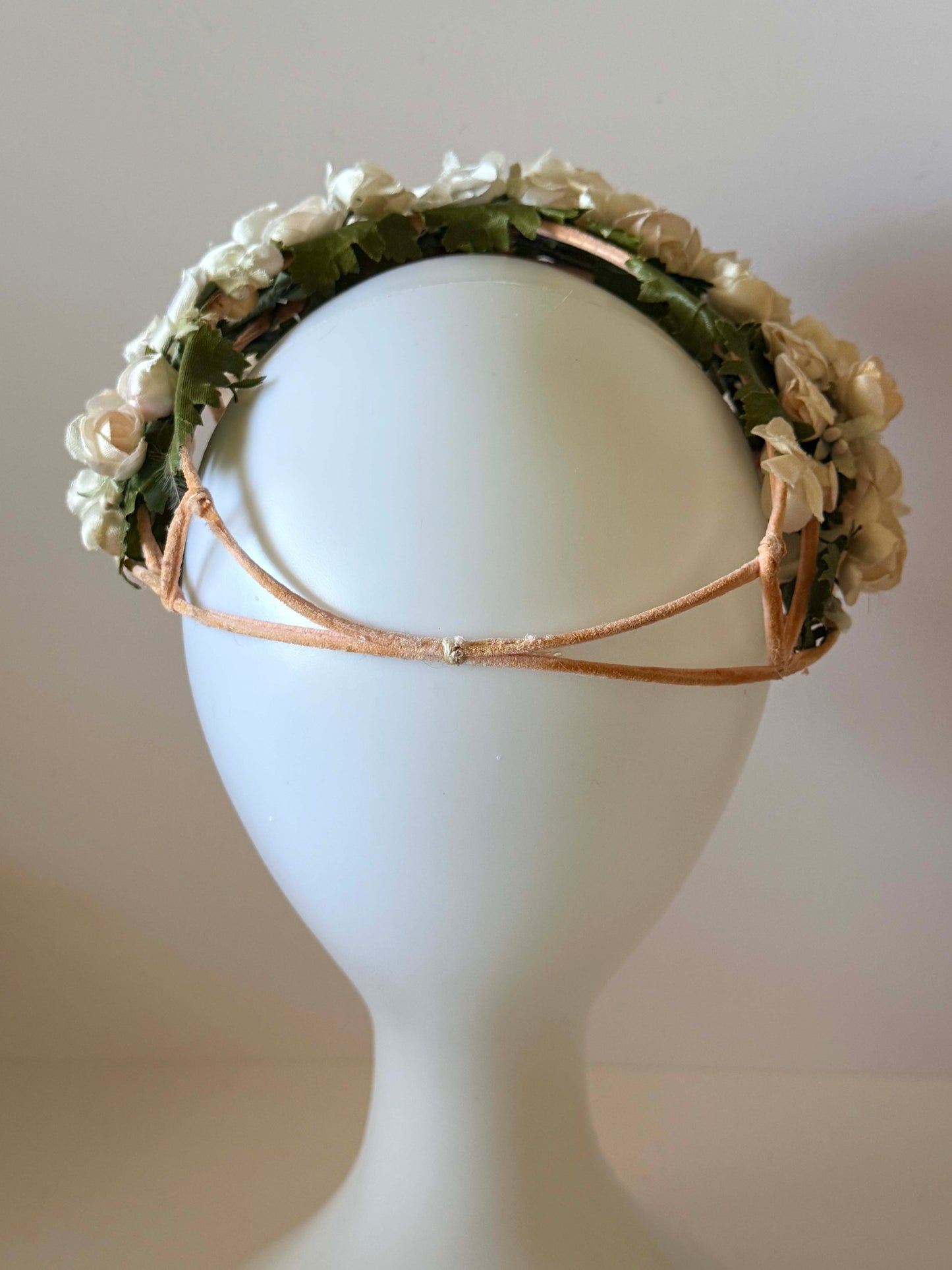 1950s Floral Crown Half Hat Ivory Rose Garland Veil Ready Vintage Bridal Headpiece Garden Wedding Halo