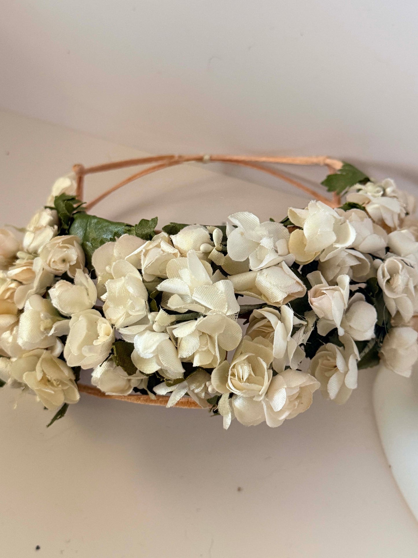 1950s Floral Crown Half Hat Ivory Rose Garland Veil Ready Vintage Bridal Headpiece Garden Wedding Halo