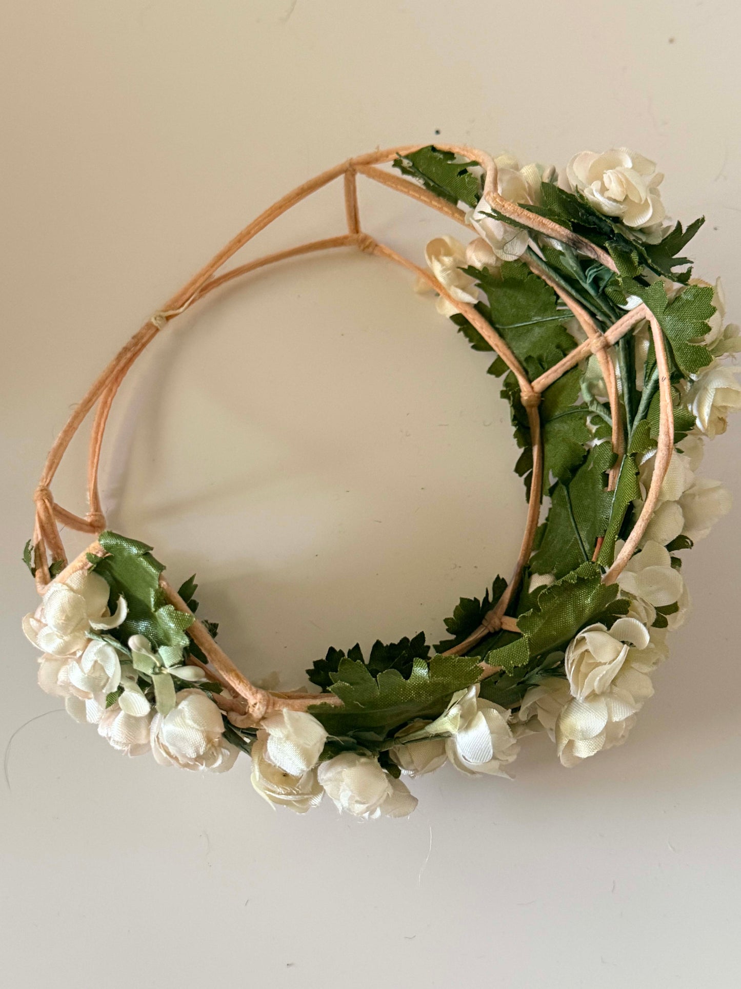 1950s Floral Crown Half Hat Ivory Rose Garland Veil Ready Vintage Bridal Headpiece Garden Wedding Halo