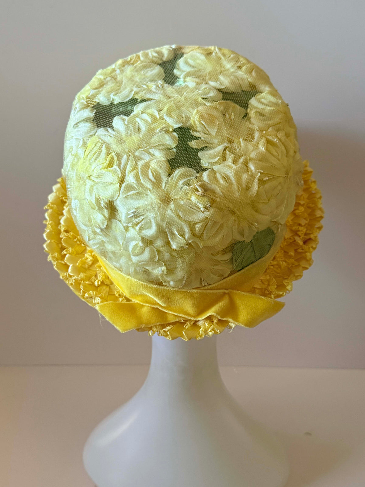 Vintage 1960s Yellow Floral Hat | Velvet Raffia Brim Flower Petal Garden Party Hat