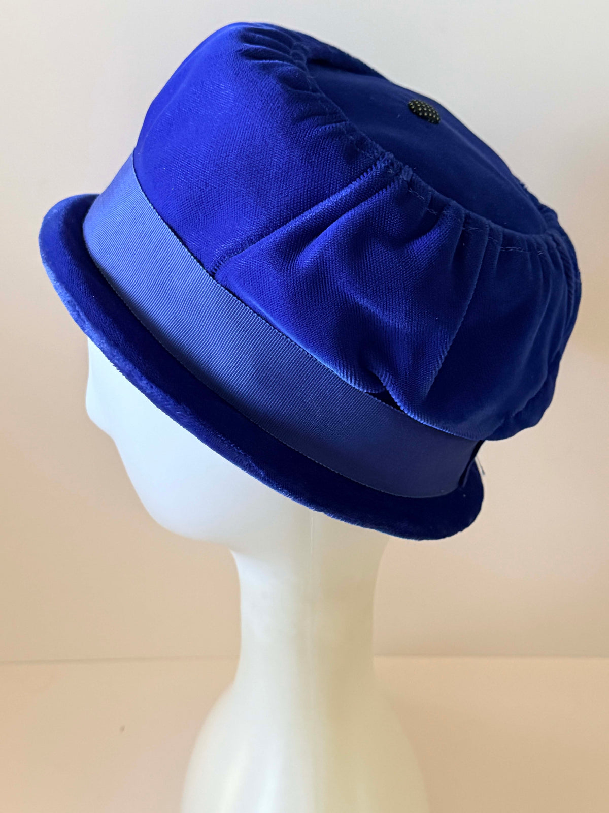 Vintage 1960s Cobalt Blue Velvet Breton Hat | Royal Blue Rolled Brim Grosgrain Ribbon Women's Hat