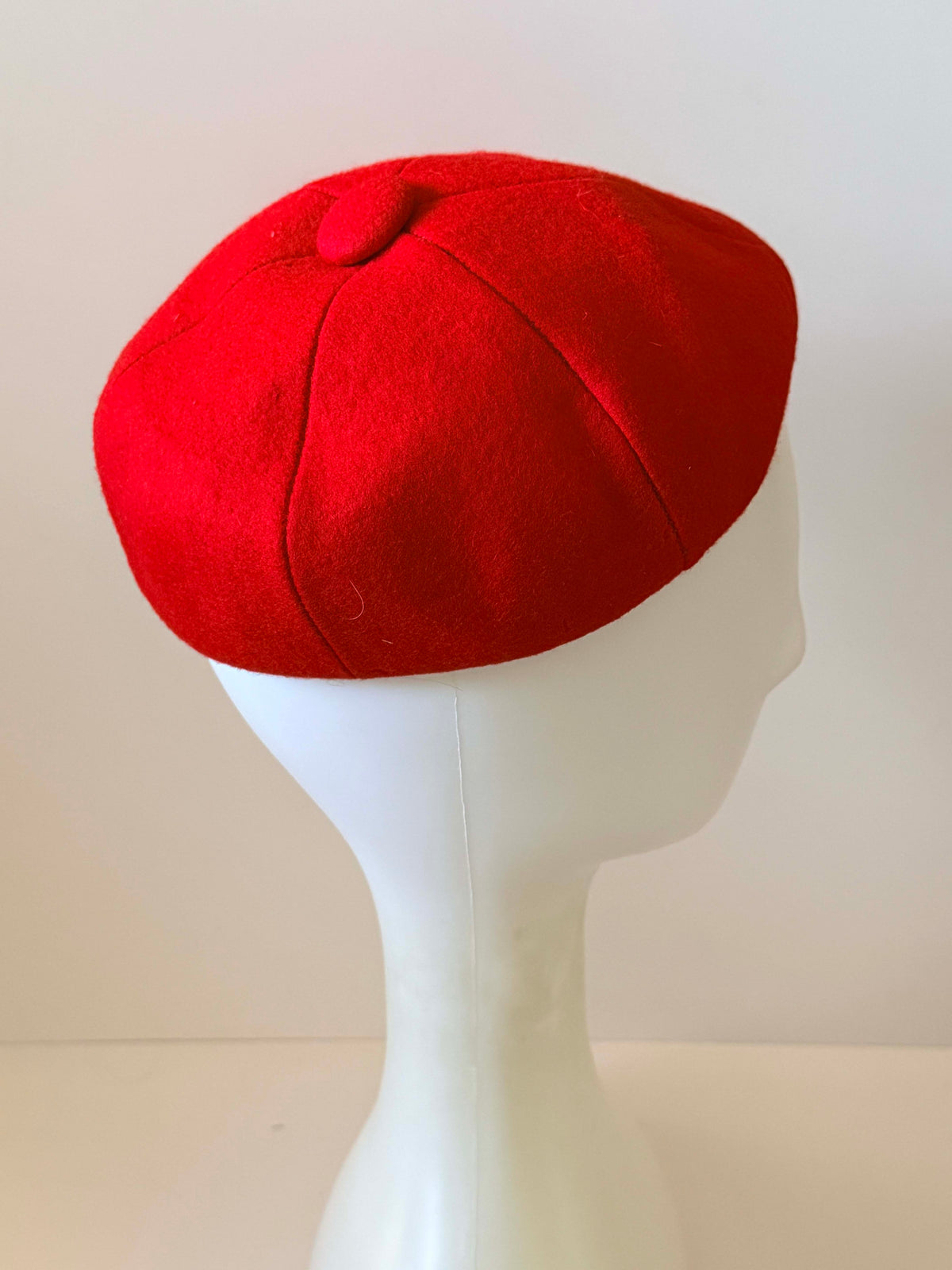 Vintage 1960s Red Wool Beret Hat | Paneled Mod Hat with Covered Button | Mid Century Women's Hat