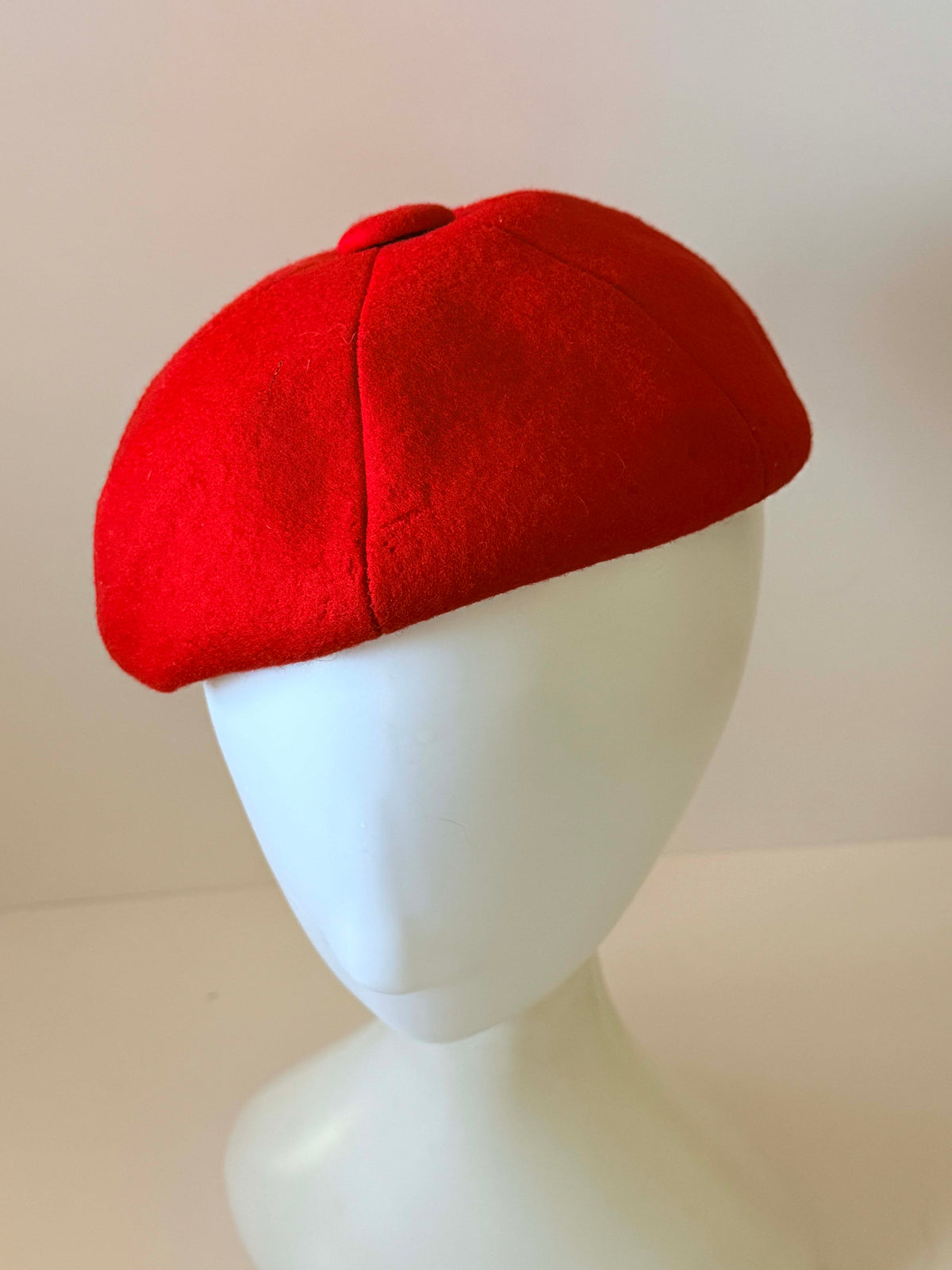 Vintage 1960s Red Wool Beret Hat | Paneled Mod Hat with Covered Button | Mid Century Women's Hat