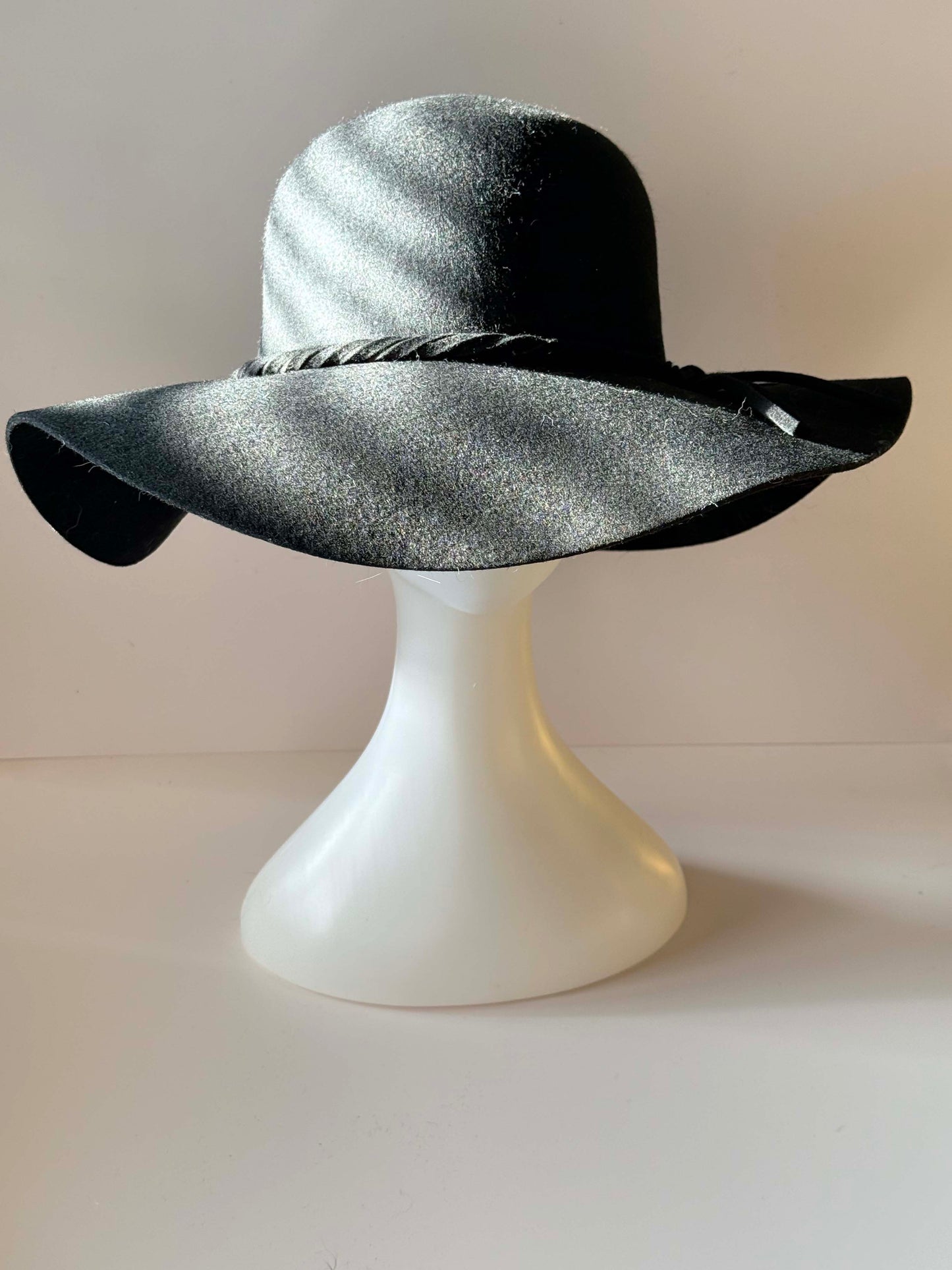 Vintage Black Wool Felt Wide Brim Hat Minimalist Floppy Hat 1990s Classic Soft Brim Hat