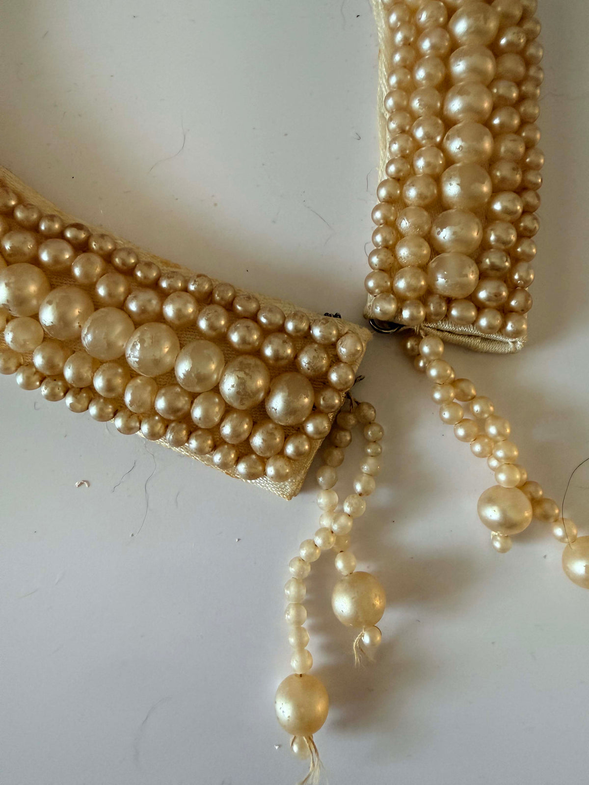 Vintage 1950s 1960s Faux Pearl Collar Champagne Ivory Beaded Detachable Collar with Dangling Pearls Bridal Wedding Accessory