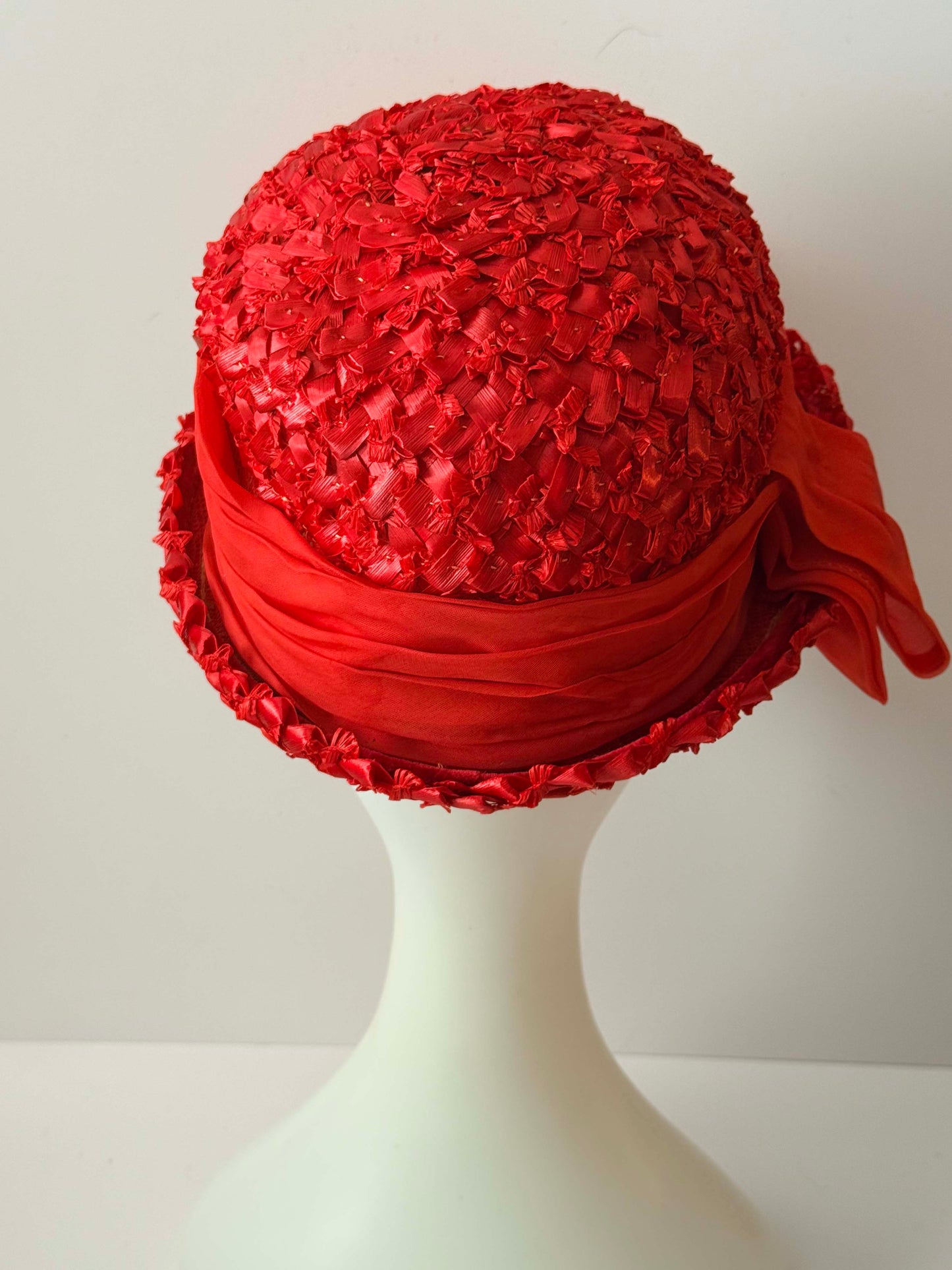 1960s Red Raffia Cloche Hat Vintage Textured Straw Bucket Hat Satin Ribbon Detail Bright Statement Hat Garden Party