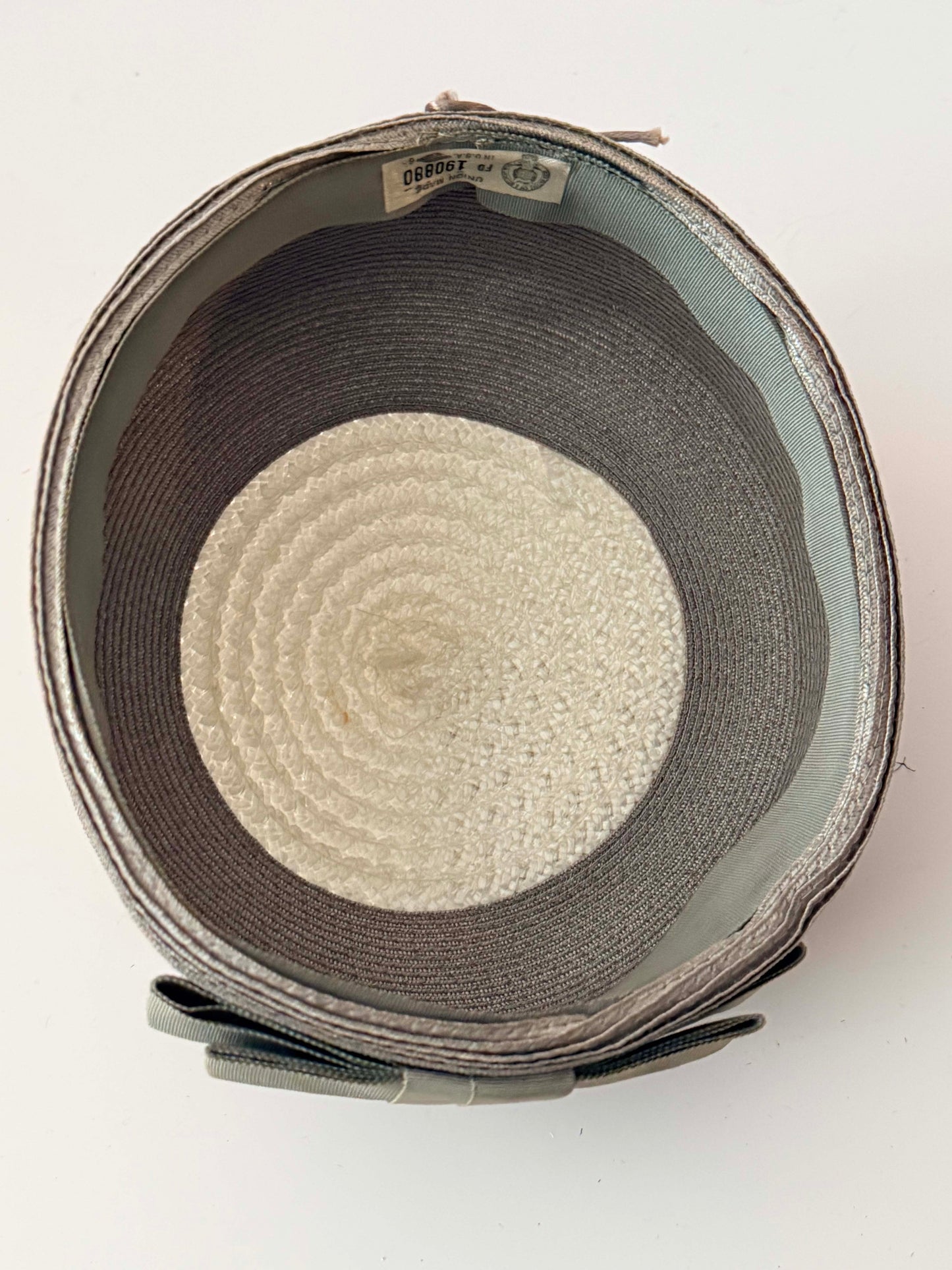 Vintage 1950s Ivory & Taupe Straw Pillbox Hat / Two-Tone Woven Summer Hat with Grosgrain Bow