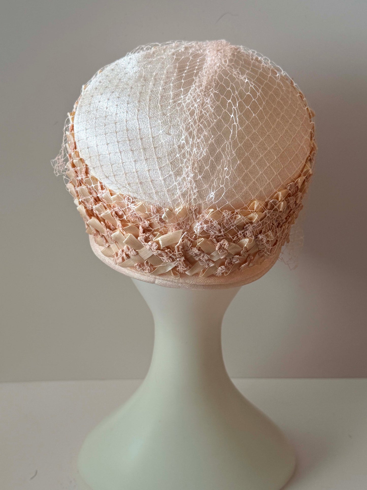 1950s Blush Pink Veiled Cocktail Hat Ribbon Trim Mid Century Half Hat Vintage Bridal Pillbox Soft Netting Headpiece