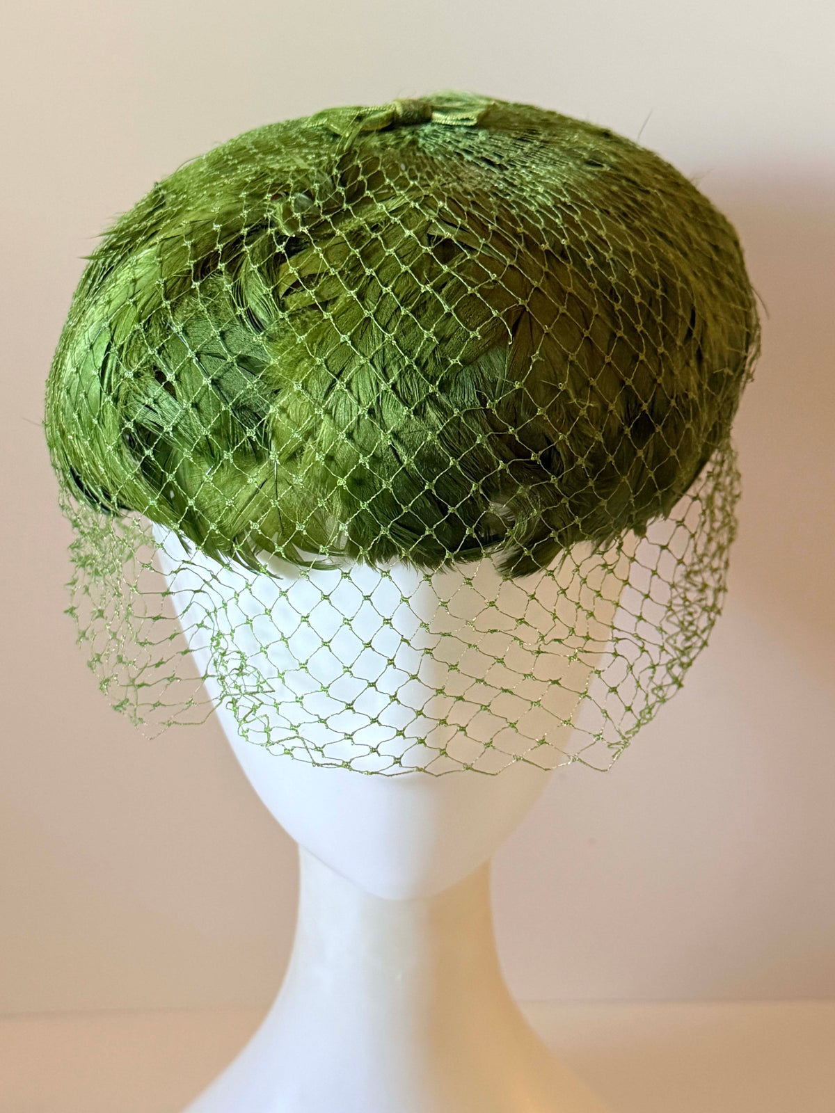 Vintage 1950s Olive Green Feather Pillbox Hat with Birdcage Veil | Mid Century Women's Cocktail Hat Bridal Millinery