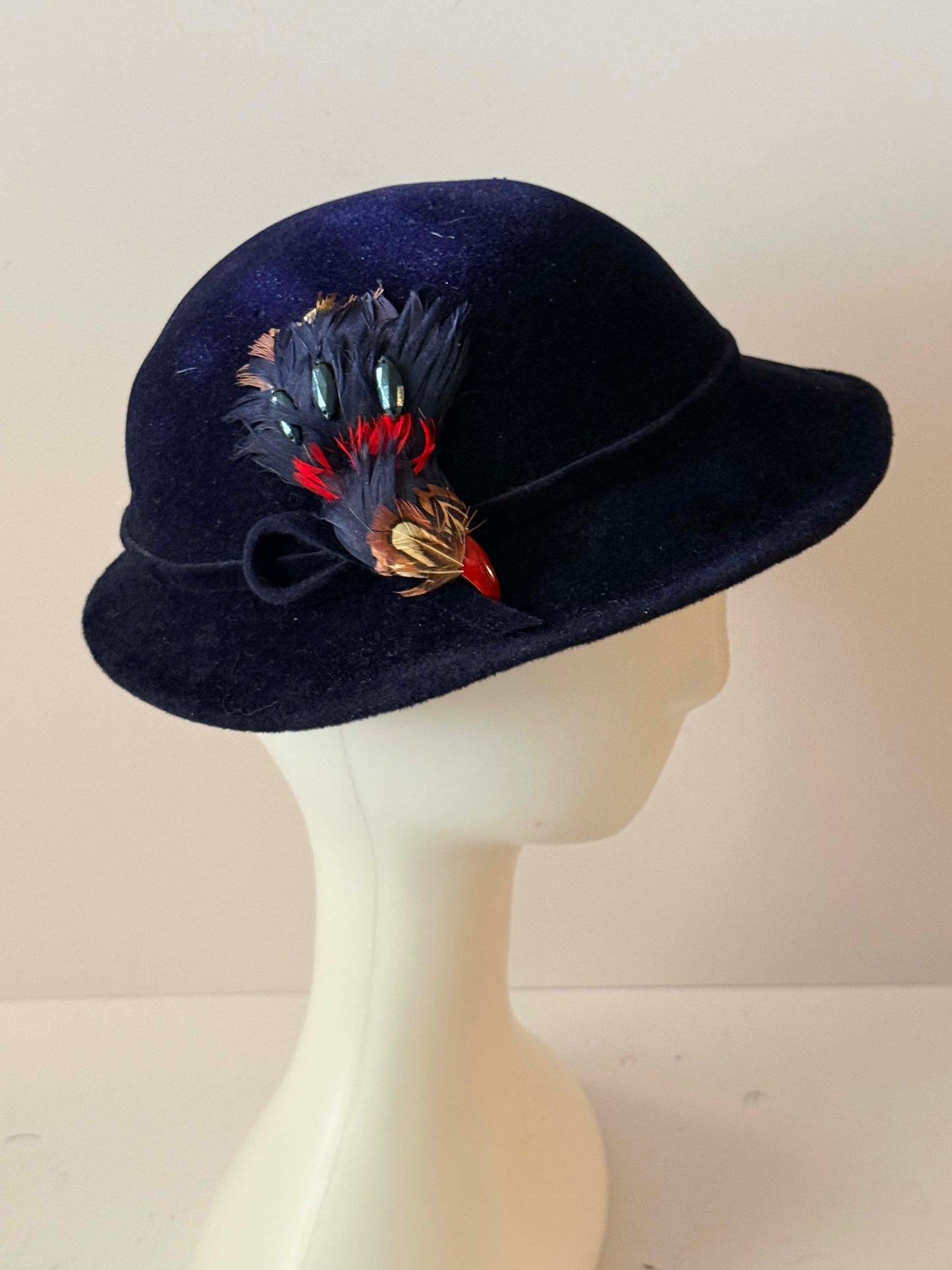 Vintage 1950s French Velvet Cloche Hat / Argence for G Fox & Co / Black Navy Velour Hat with Feather Jewel Trim