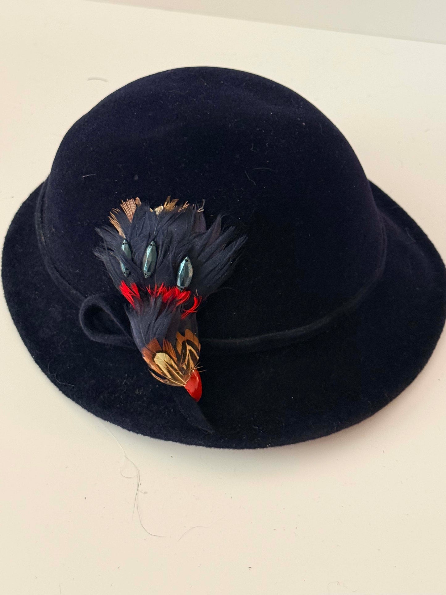 Vintage 1950s French Velvet Cloche Hat / Argence for G Fox & Co / Black Navy Velour Hat with Feather Jewel Trim