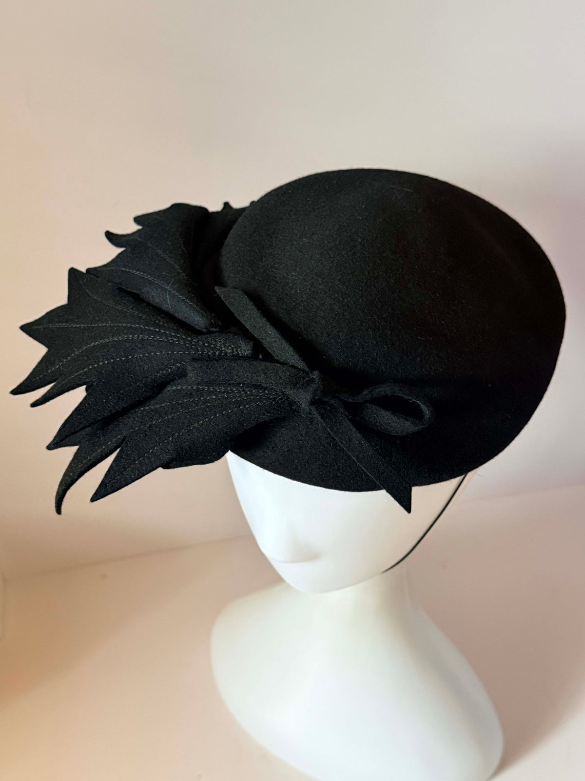 Vintage 1940s Black Wool Felt Tilt Hat Partridge Exclusive Sculptural Leaf Fascinator Mid Century Designer Millinery