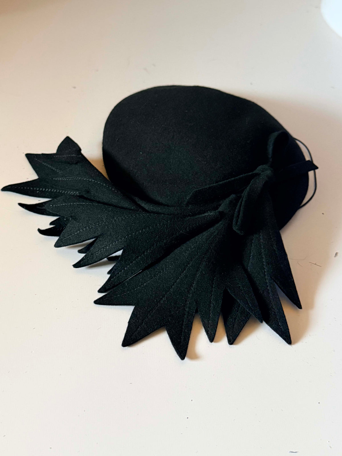 Vintage 1940s Black Wool Felt Tilt Hat Partridge Exclusive Sculptural Leaf Fascinator Mid Century Designer Millinery