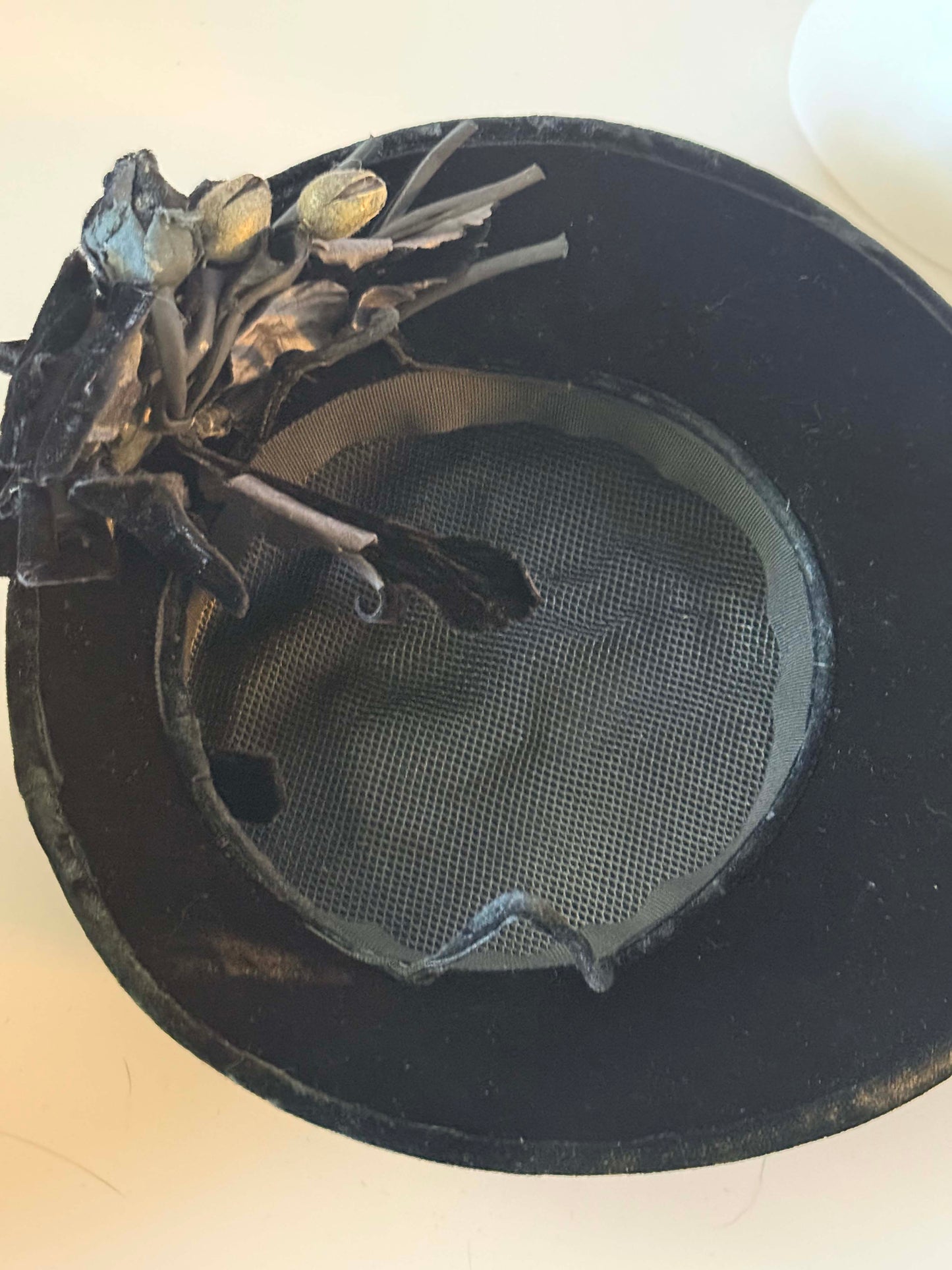 Vintage 1940s Black Velvet Tilt Hat | Sculptural Floral Cocktail Hat | Film Noir Fascinator