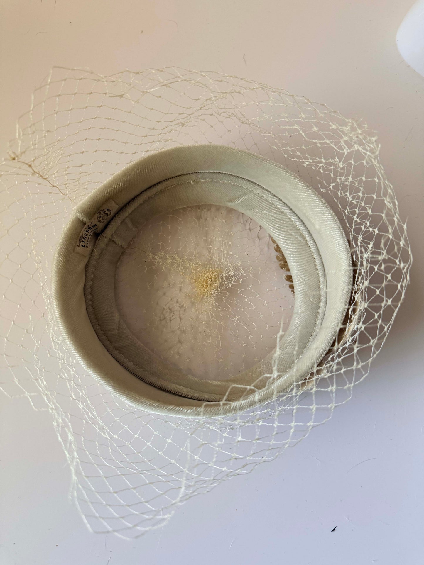 1950s Ivory Velvet Halo Hat with Birdcage Veil | Sculptural Feather Detail Fascinator | Vintage Bridal Cocktail Hat