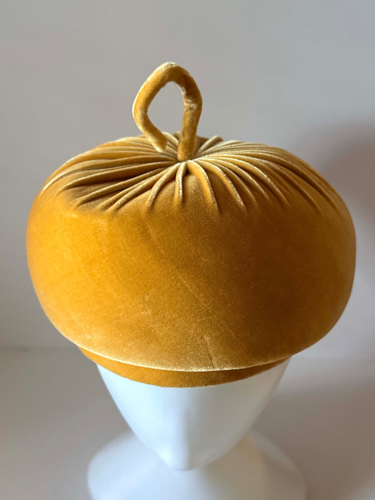 Vintage 1960s Miss Alice Velvet Turban Hat | Golden Mustard Yellow Sculptural Pillbox | Montaldo's Designer Millinery