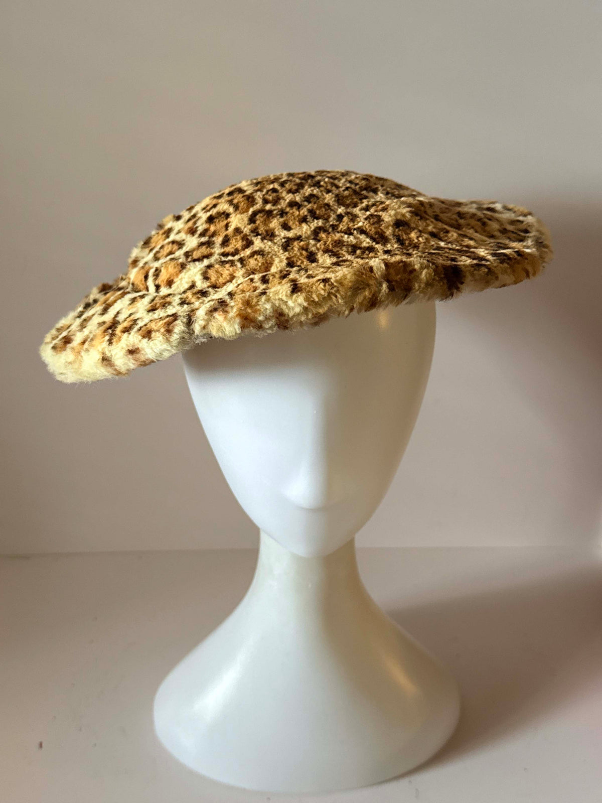 Vintage 1950s Leopard Print Faux Fur Hat | Wide Brimmed Picture Hat | Rockabilly Animal Print Millinery | Retro Winter Fashion