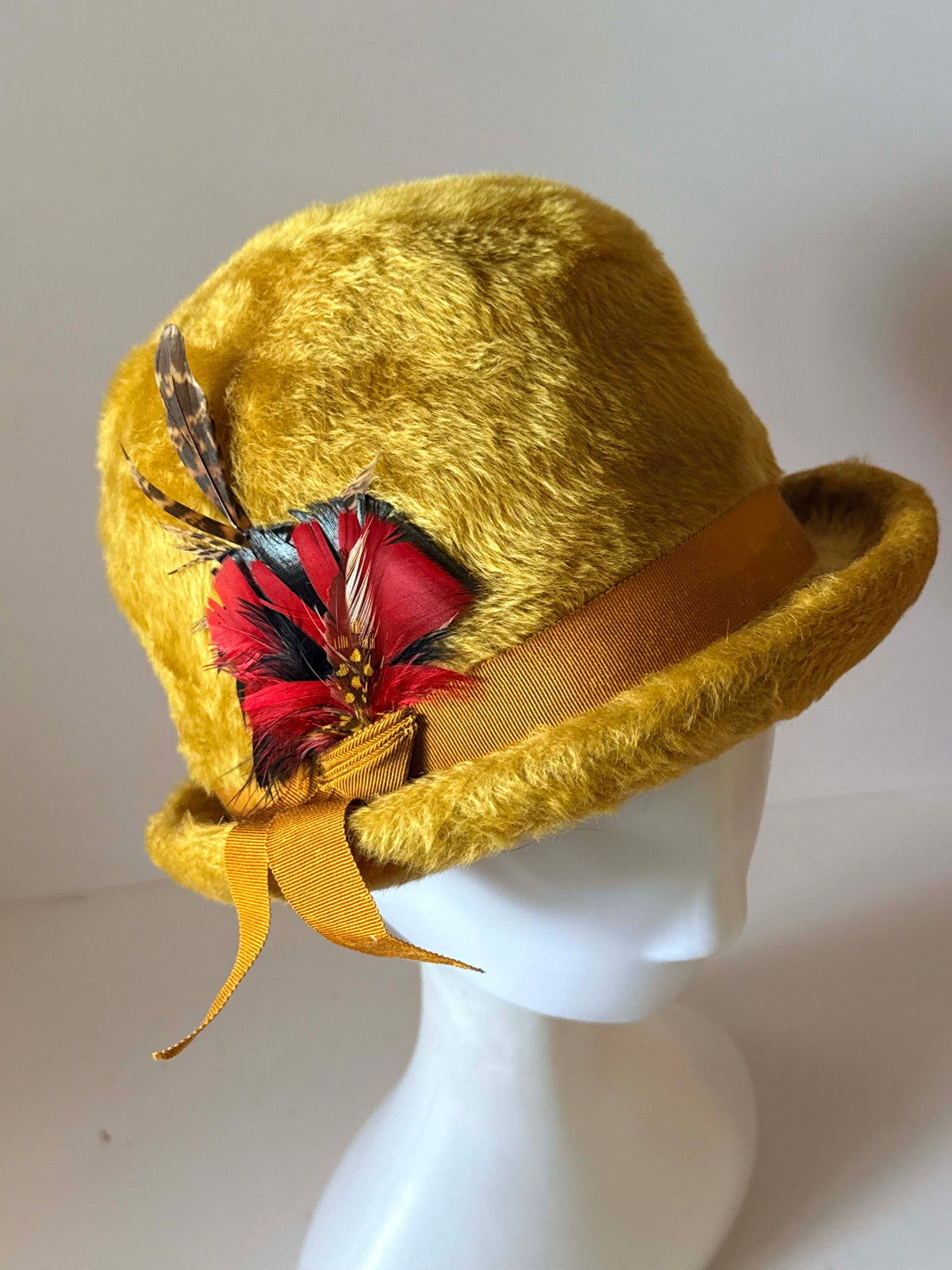 Vintage 1960s Mustard Yellow Cloche Hat | Marché Exclusive Feather Trim Hat | Mod Retro Brimmed Hat | Size 22