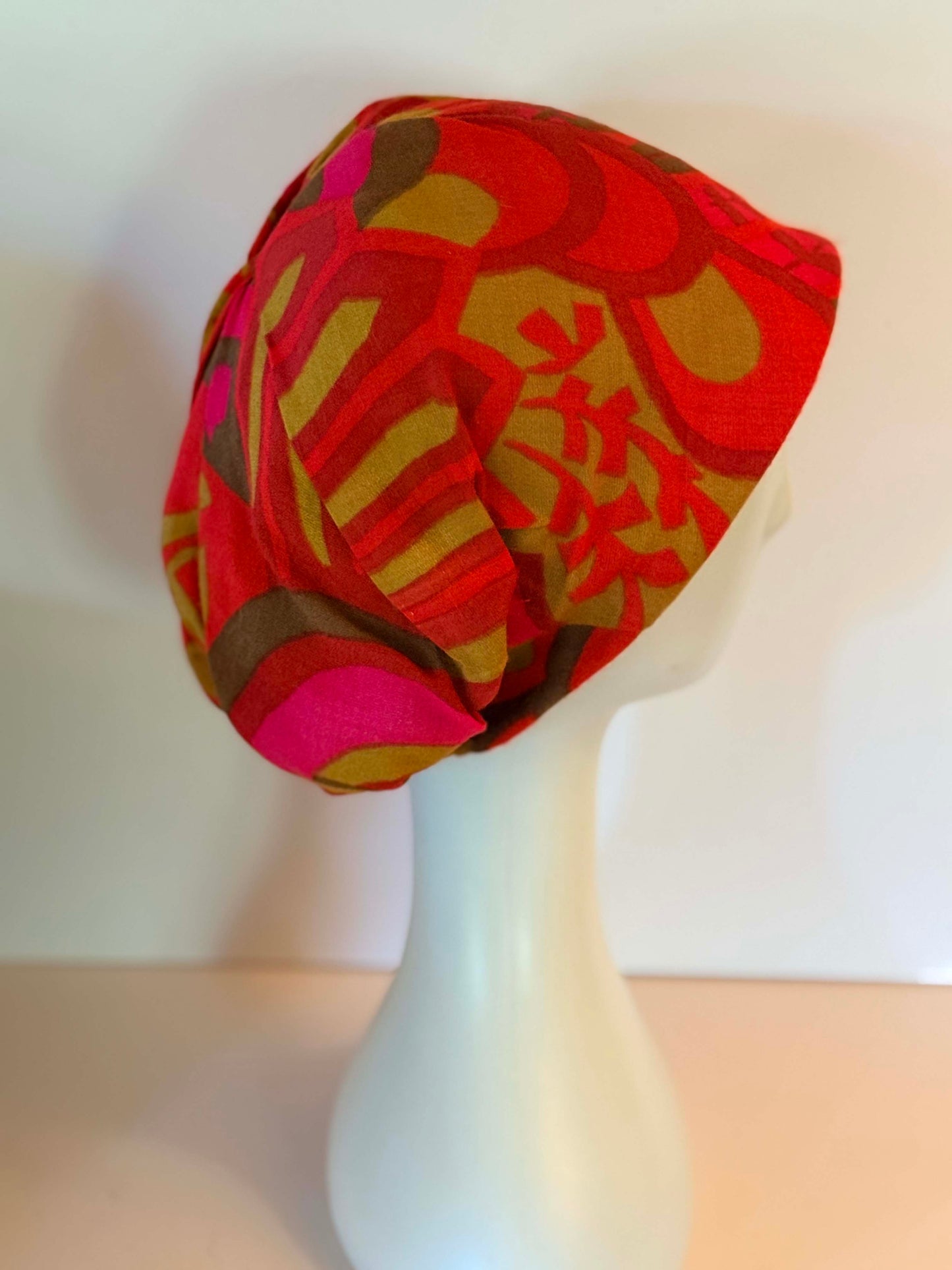 Vintage 1960s Psychedelic Mod Turban Hat | Bold Pink Orange Abstract Print Hat | Retro Statement Cocktail Cap