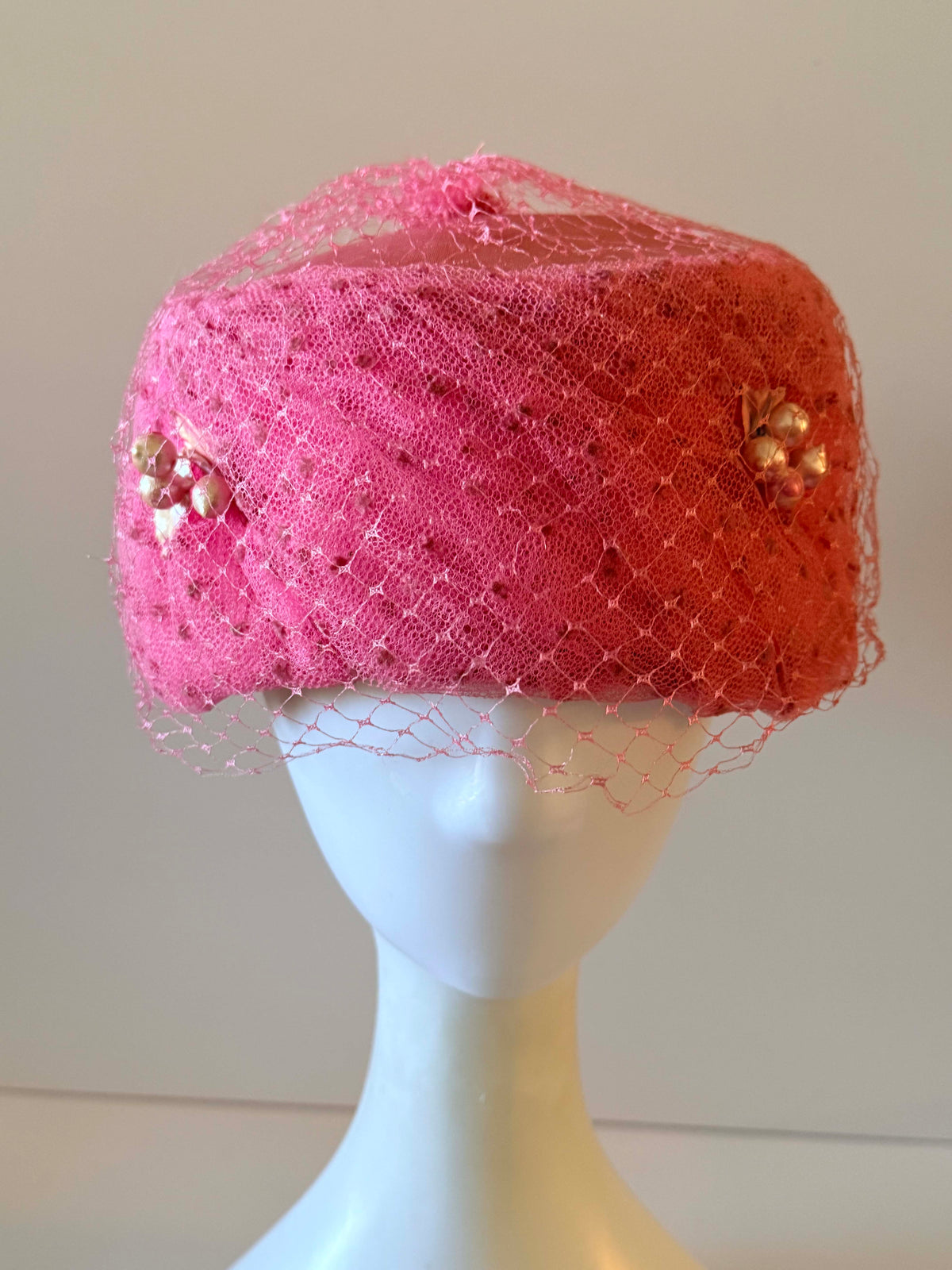 Vintage 1960s Pink Pillbox Hat with Birdcage Veil Pearl Accents Textured Lace Wedding Cocktail Church Hat