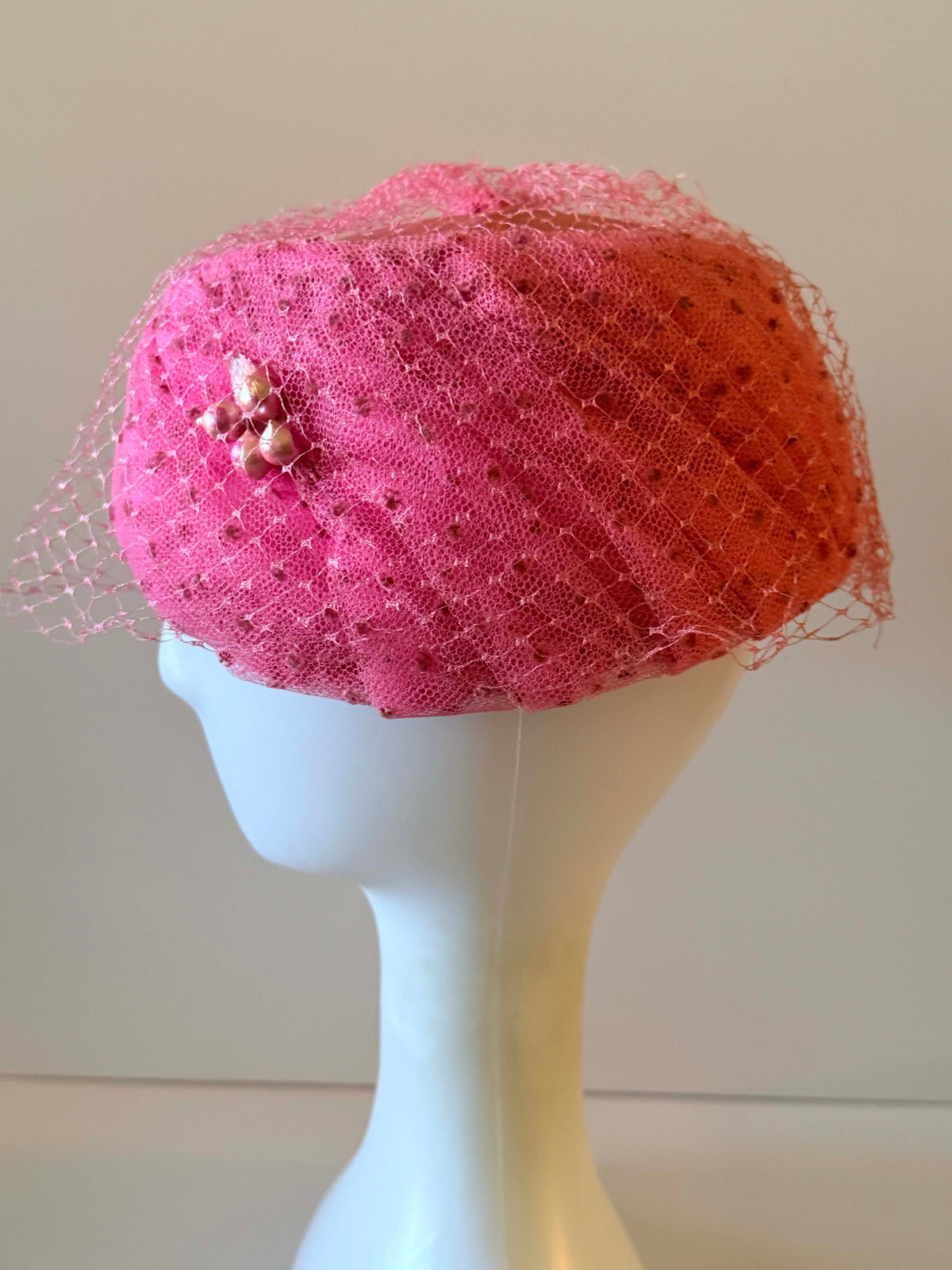 Vintage 1960s Pink Pillbox Hat with Birdcage Veil Pearl Accents Textured Lace Wedding Cocktail Church Hat