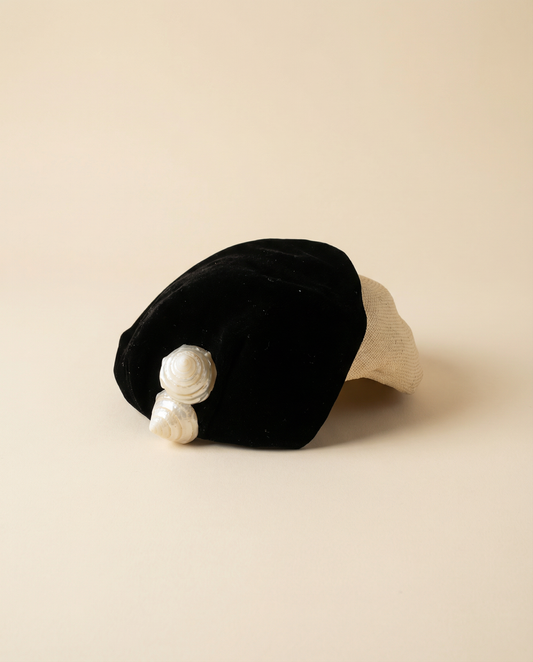 Rosalie DeBow 1930s 1940s Black Velvet Ivory Tilt Hat with Seashell – Vintage Grosgrain Cocktail Hat