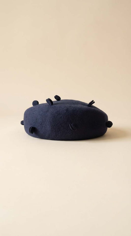 Vintage Phyllis Mae Navy Blue Wool Beret – 1950s Sculpted Felt Hat with Dimensional Dot Detail