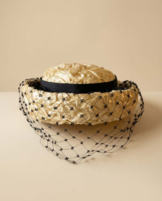 Vintage Pasadena Hats Raffia Cocktail Hat – 1950s Ivory Straw Tilt Hat with Navy Grosgrain &Veil, Mid Century Garden Party Hat