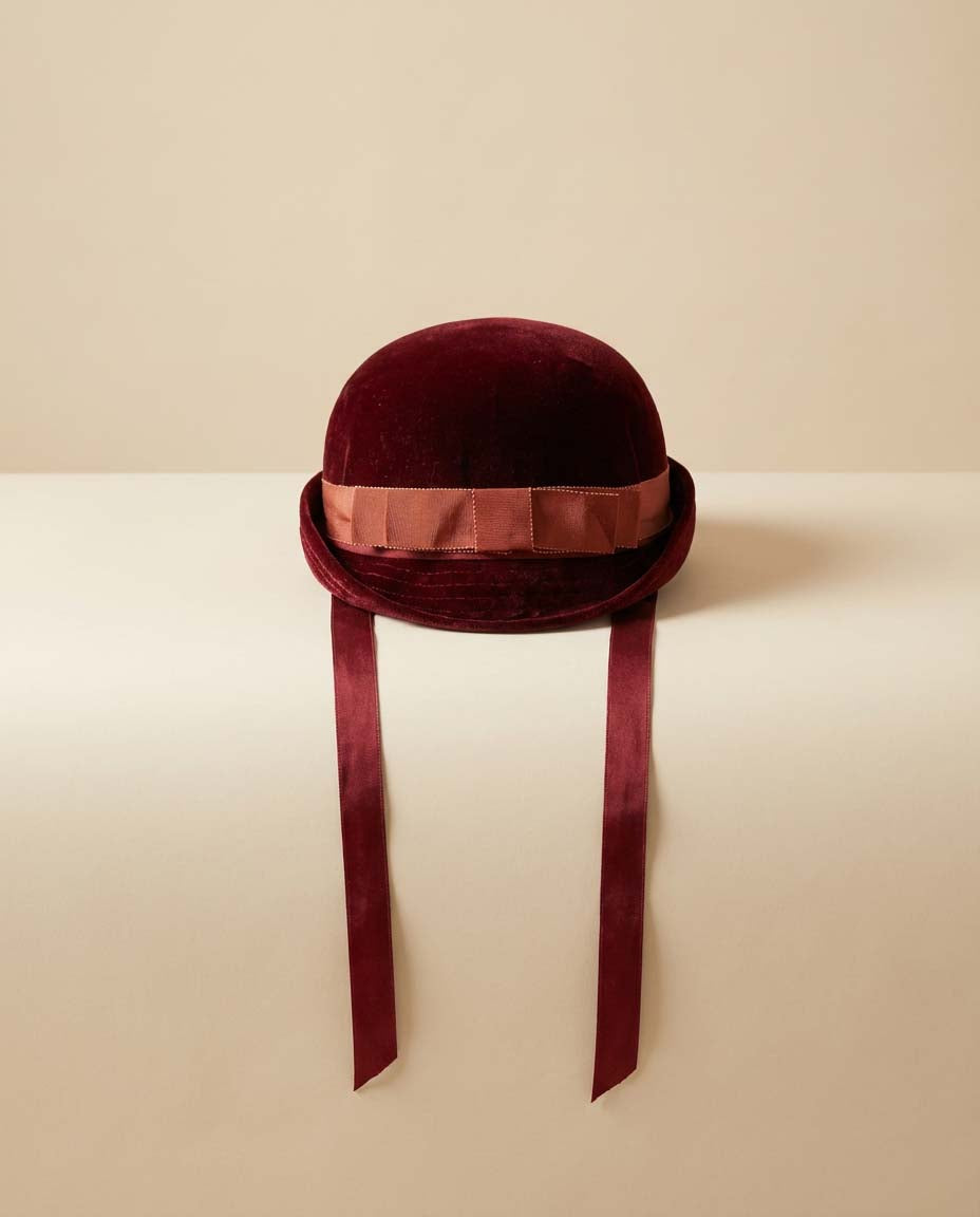 Vintage Mr. John New York Paris Burgundy Red Velvet Riding Style Hat – 1950s Ribbon Tie Hat