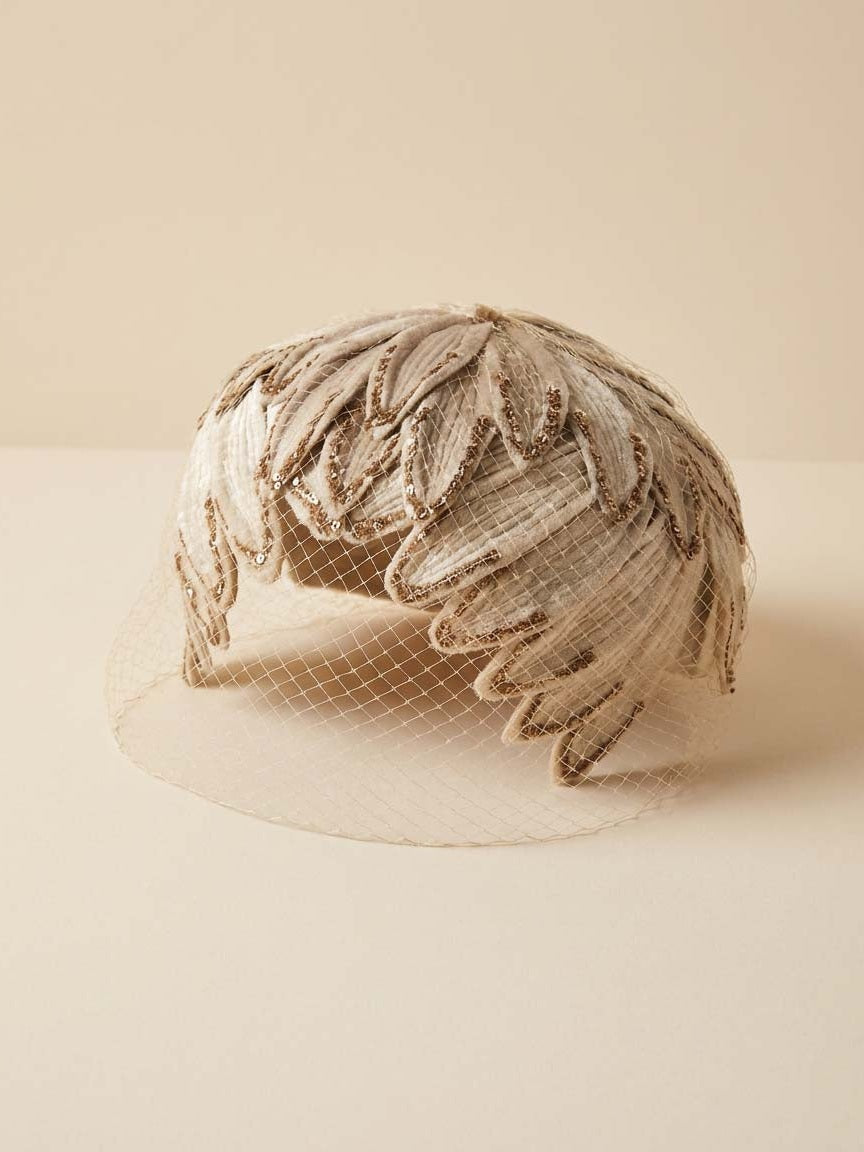 Vintage 1950s Ivory Glittery Leaf Cocktail Hat with Veil – Ziegfeld Follies Showgirl Style Fascinator