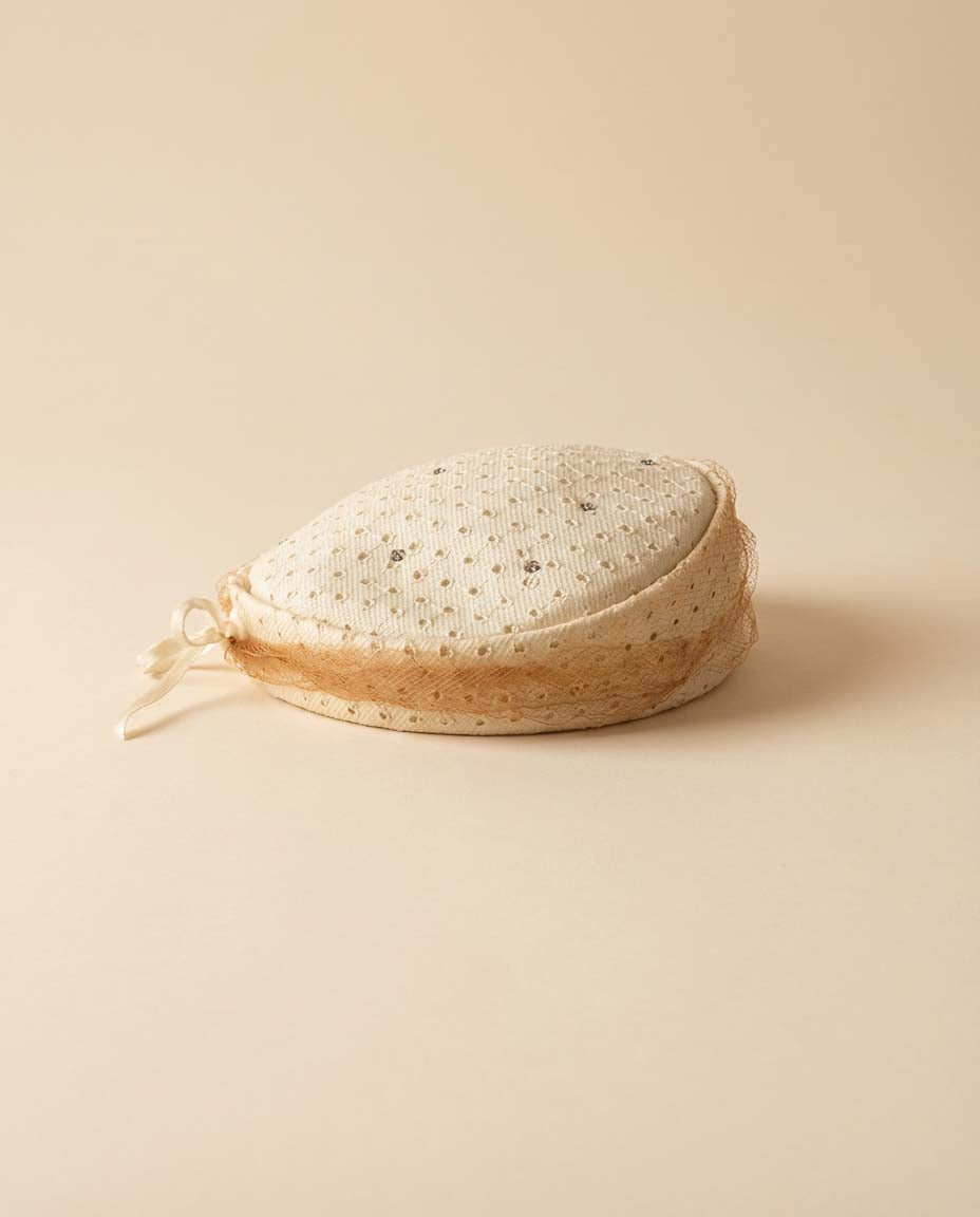 Vintage Cream Embellished Pillbox Hat with Veil – 1950s Ivory Beaded Fascinator with Ribbon Tie