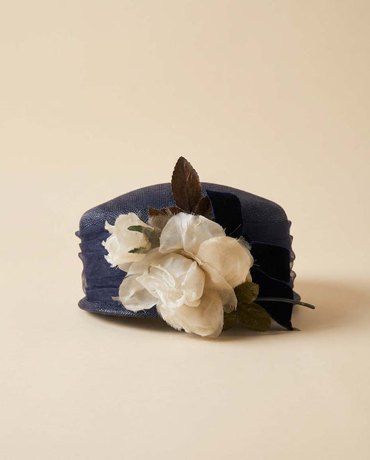 Vintage 1950s Navy Blue Straw Hat – Sculpted Crown with Ivory Floral Trim – Mid Century Cocktail Hat