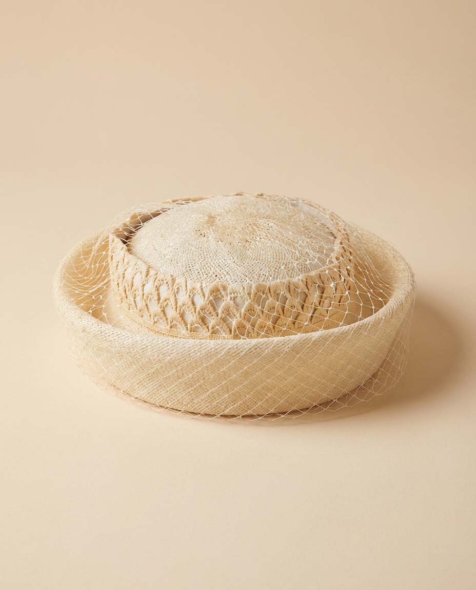 Vintage 1950s Ivory Straw Veiled Pillbox Hat Sculptural Crown Mid Century Bridal Cocktail Hat Elegant Wedding Millinery