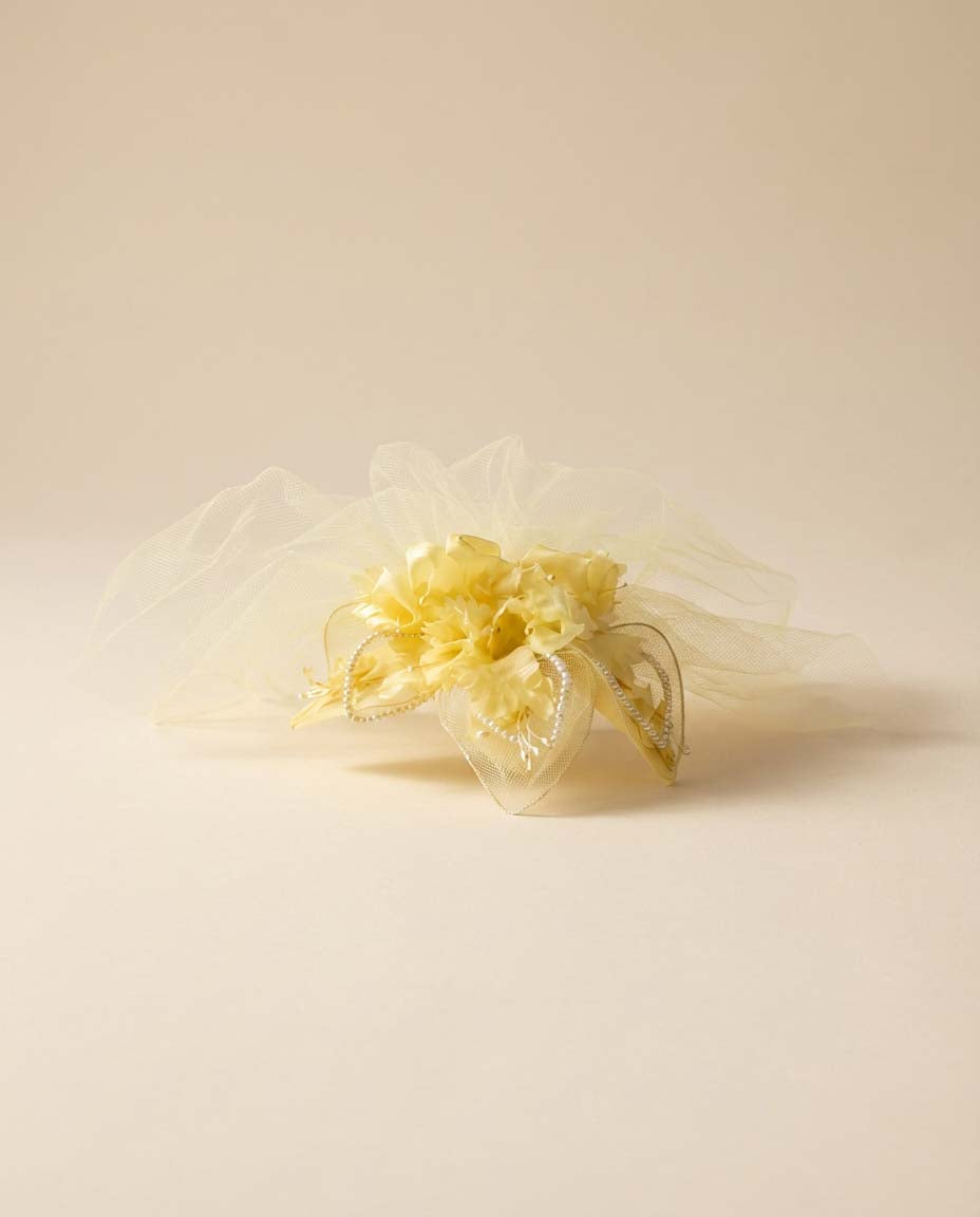 Vintage 1950s Yellow Floral Veil - Spring Summer Bride – Net Tulle Cocktail Headpiece