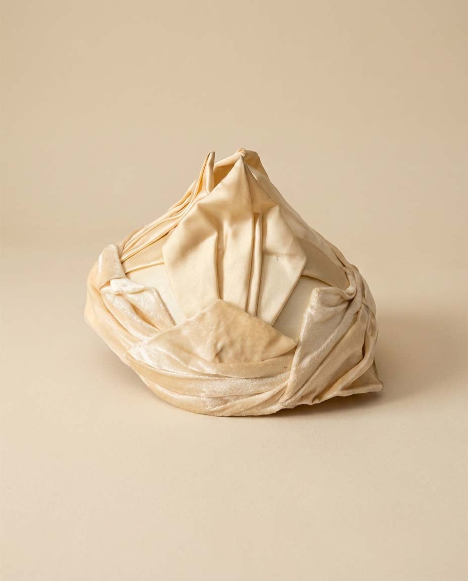 1950s Ivory Satin Sculptural Draped Hat – Architectural Editorial Bridal Cocktail Hat Veil-Ready