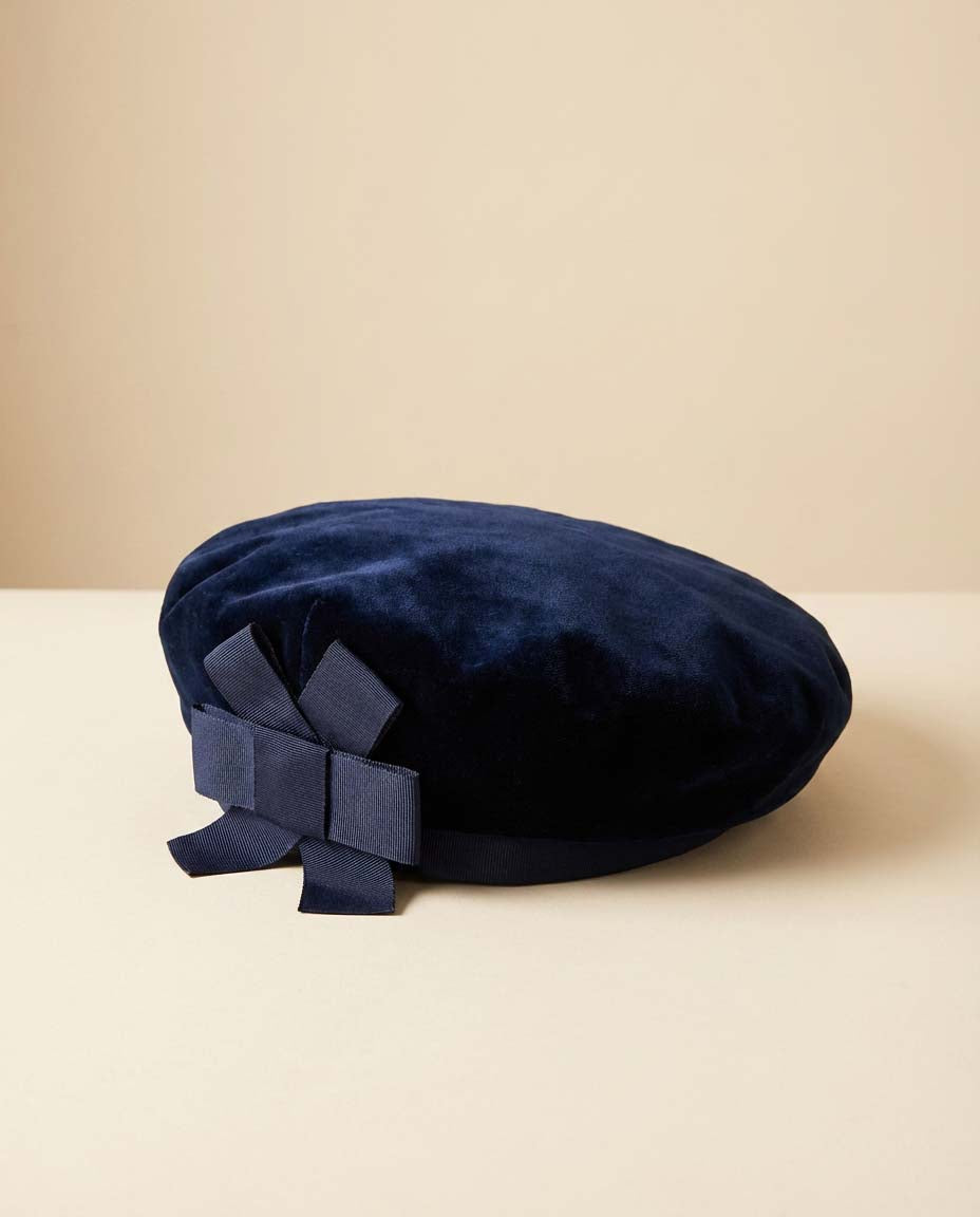 1950s Navy Velvet Beret Hat – Classic Bow Trim French Style Tilt Hat