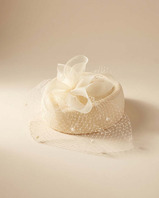 Late 1980s / Early 1990s Ivory Straw Bridal Hat with Veil Bow Fascinator Church Wedding Derby