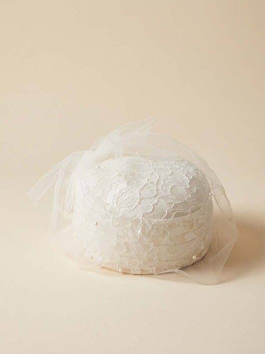 Vintage Inspired 1980s 1990s Ivory Lace Bridal Pillbox Hat Veil Fascinator Wedding Headpiece Romantic Tulle Hat Something Blue Bride