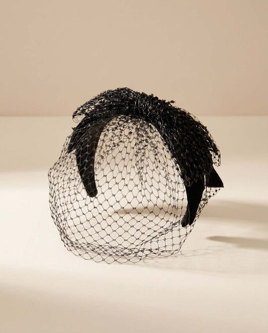 1940s Black Veil Fascinator Vintage Net Hat - Pillbox Topper Veil Headpiece Sculptural Bow Accent Classic Mourning Veil Hat